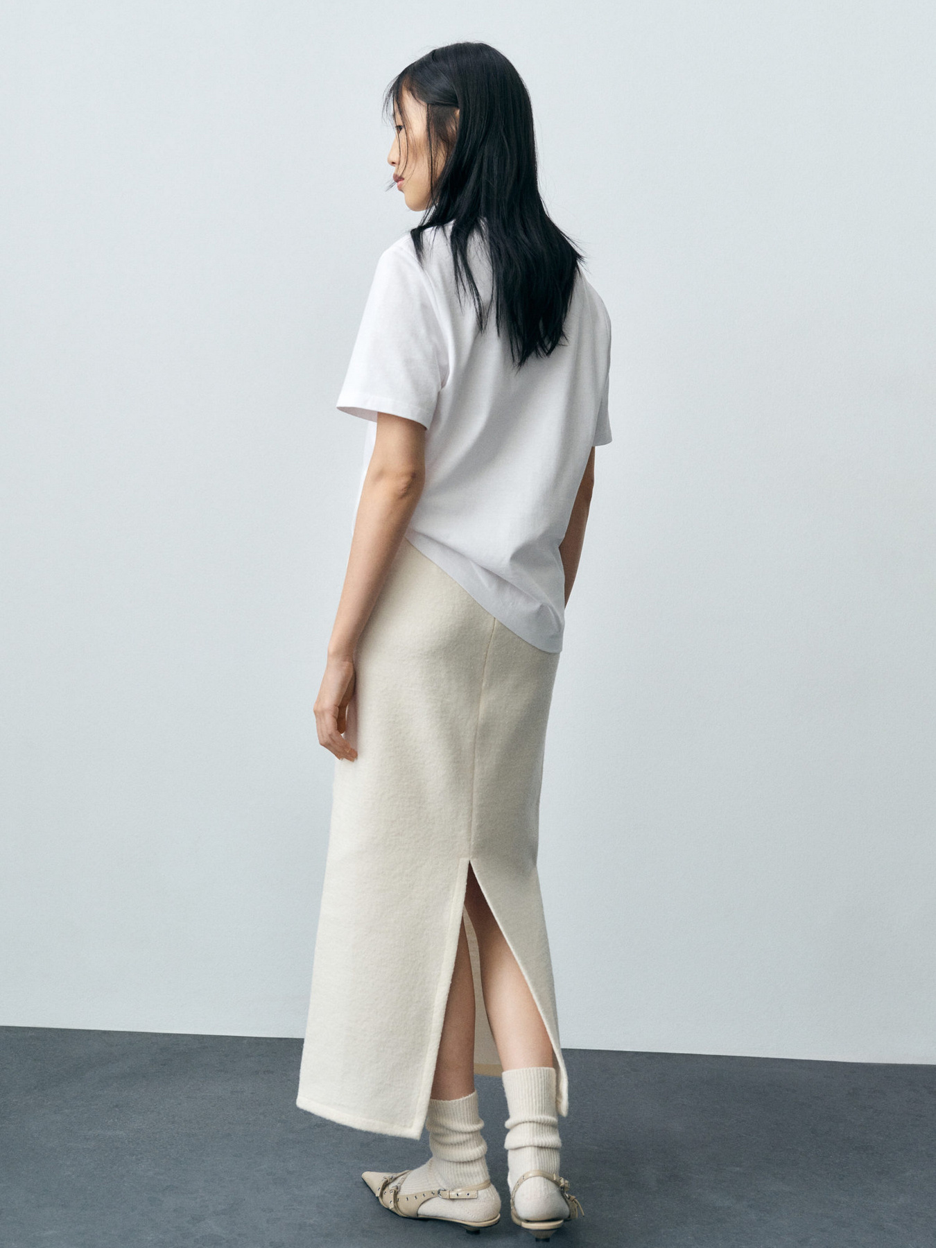 Футболка MANGO модель 87083294_1 Футболка MANGO модель 87083294_1 Фото