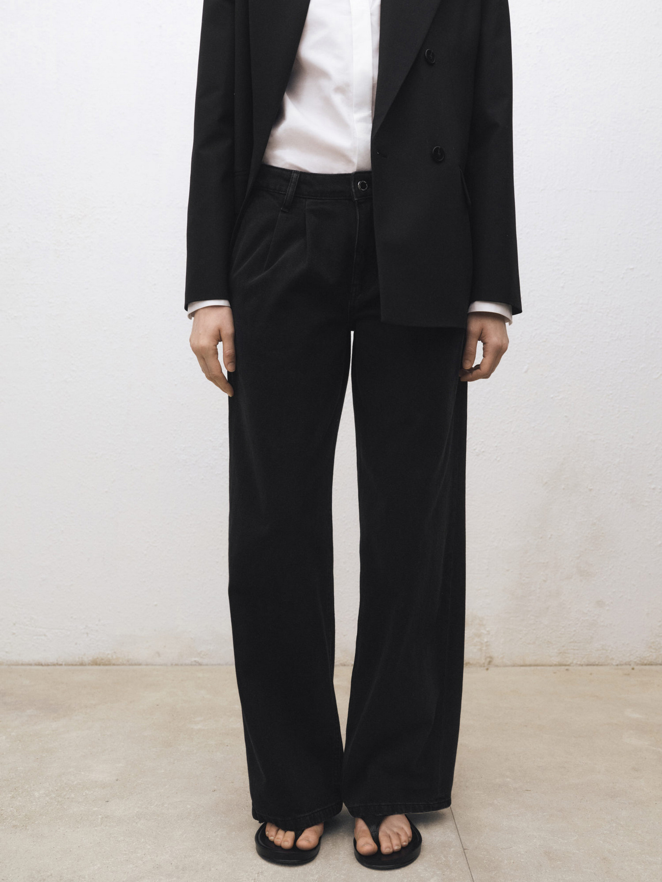 Прямі джинси MANGO модель 87080446_TN Фото