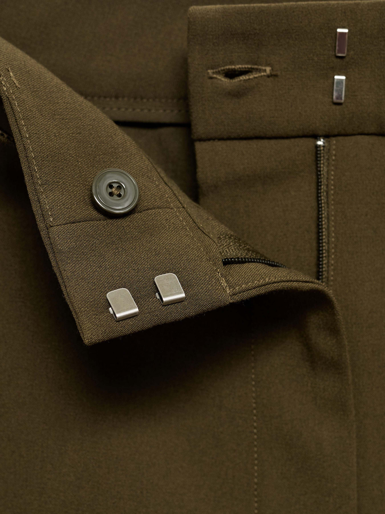 Брюки классические MANGO модель 87081511_37 Фото