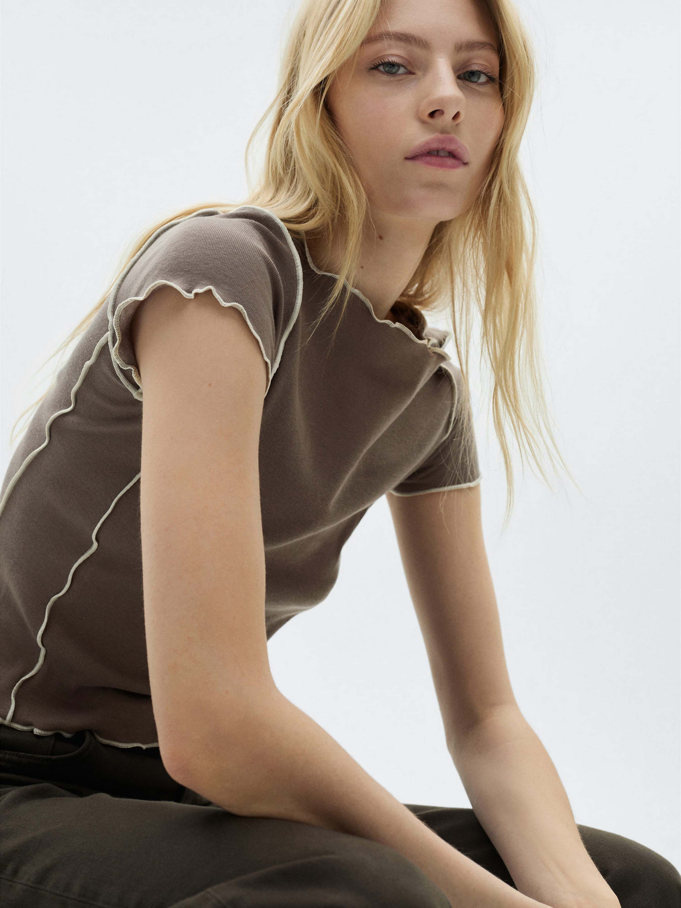 Футболка MANGO модель 87074090_35 Футболка MANGO модель 87074090_35 Фото