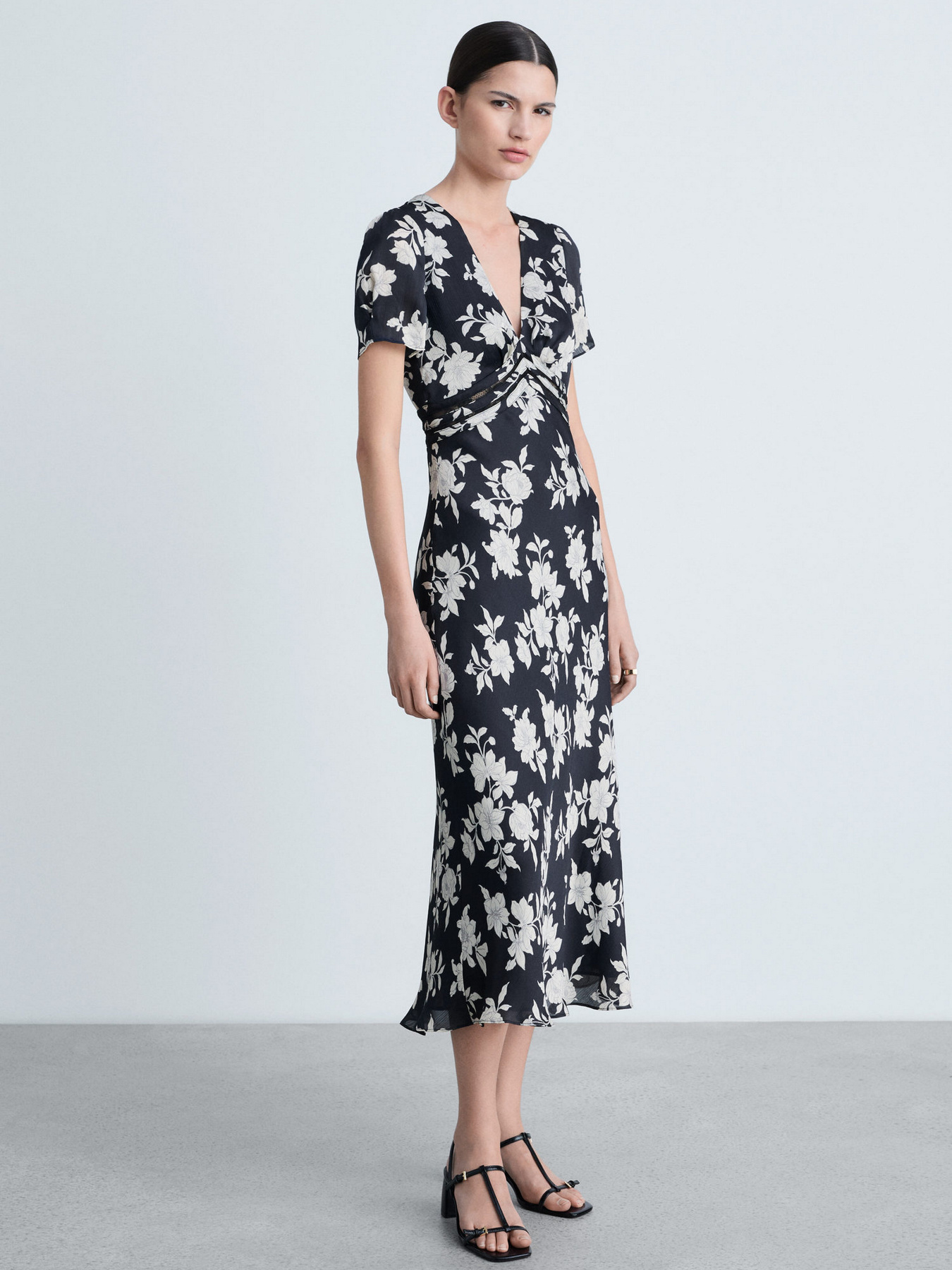 Сукня міді MANGO модель 87064810_99 Фото