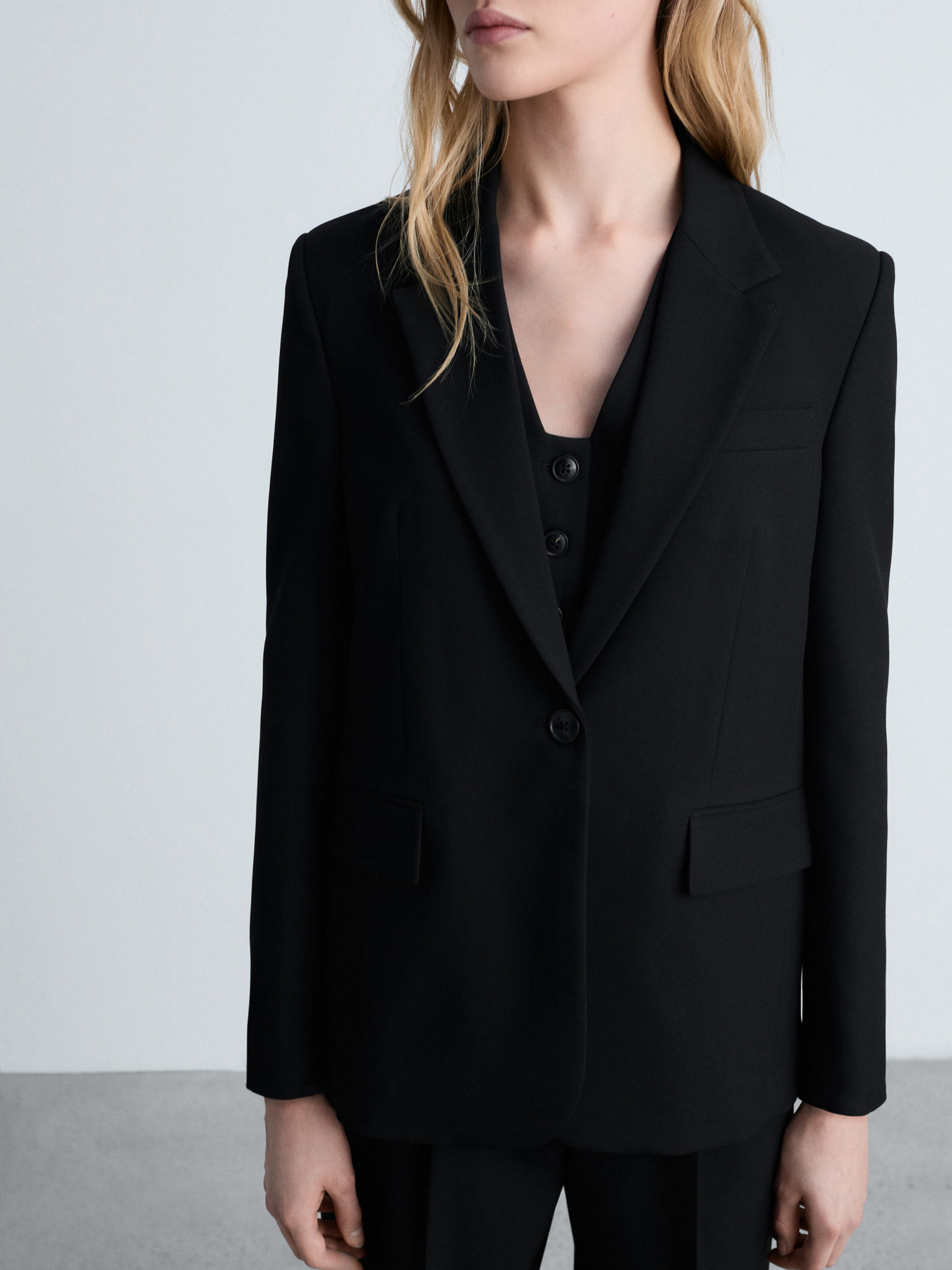 Пиджак MANGO модель 87085139_99 Фото