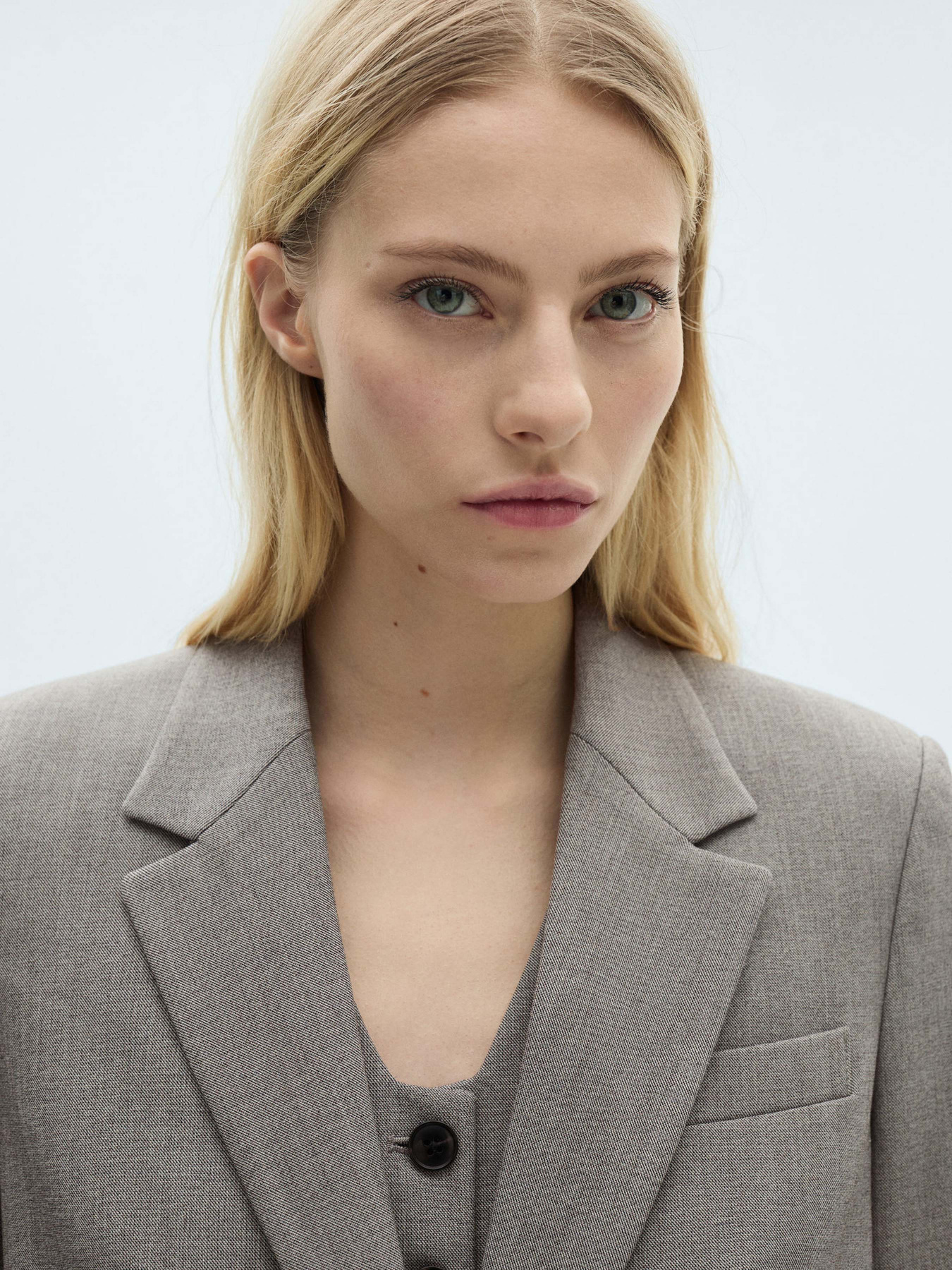 Пиджак MANGO модель 87985139_92 Пиджак MANGO модель 87985139_92 Фото