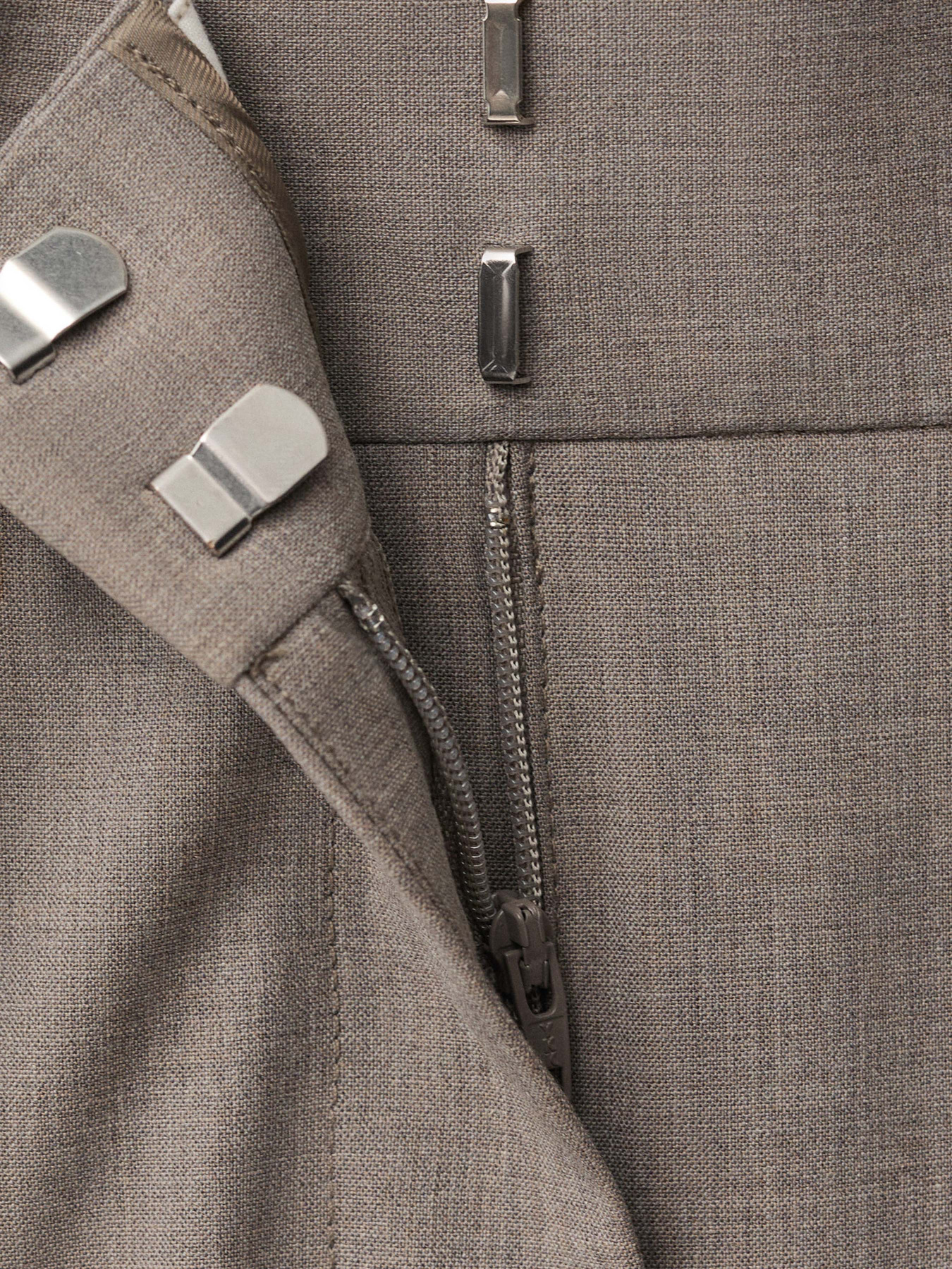 Штани класичні MANGO модель 87084426_35 Фото