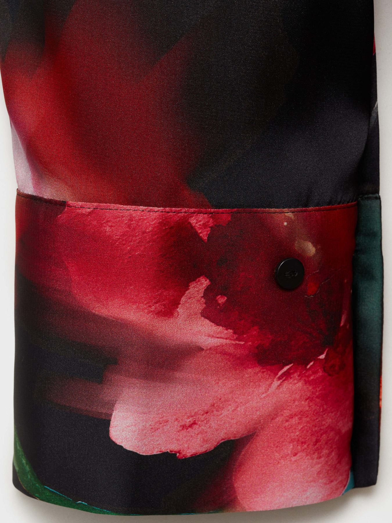 Рубашка повседневная MANGO модель 87094093_99 Рубашка повседневная MANGO модель 87094093_99 Фото