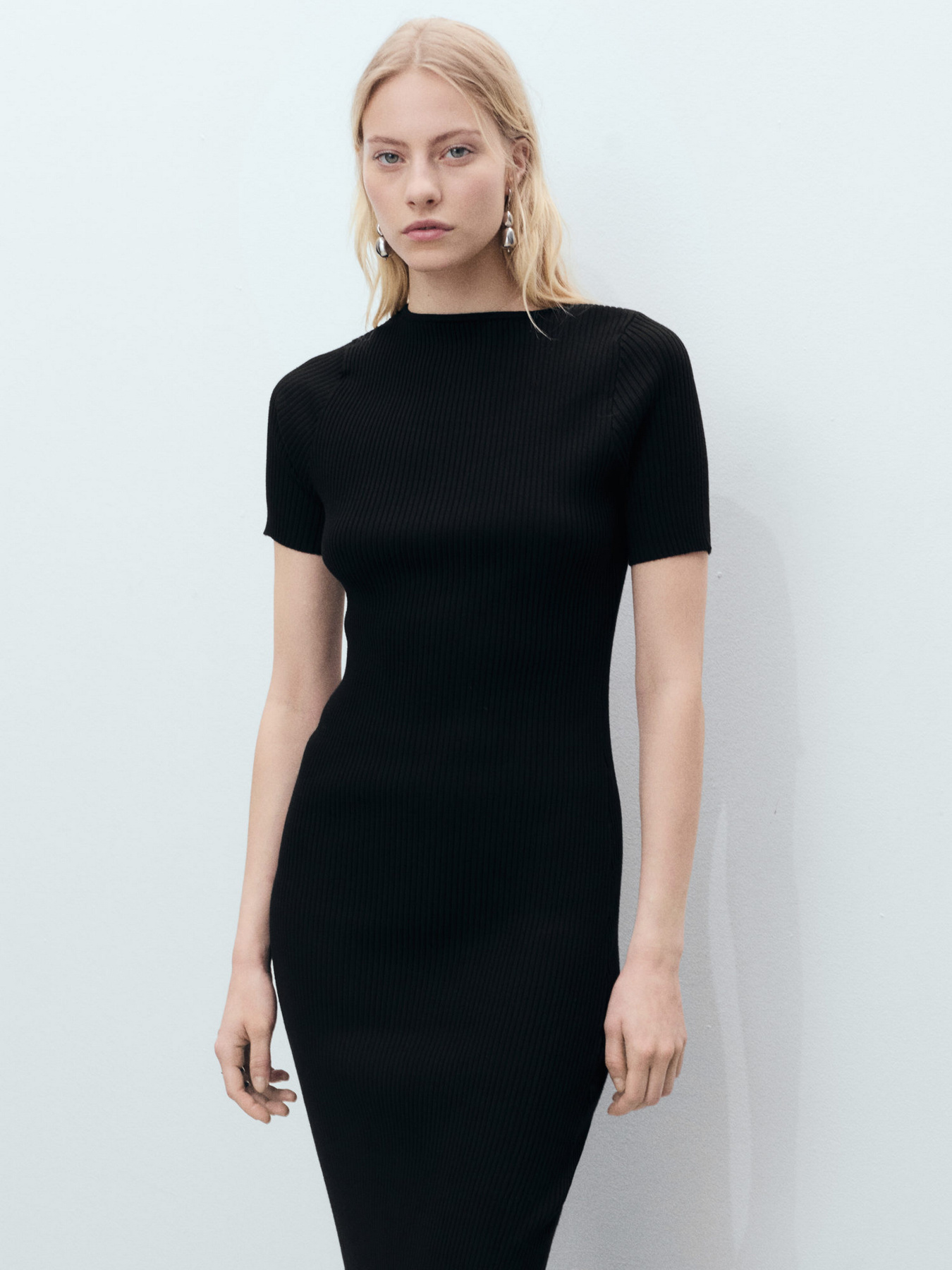 Платье миди MANGO модель 87095753_99 Фото