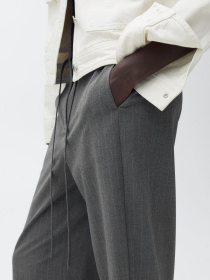 Классические штаны MANGO модель 87090651_92 Фото