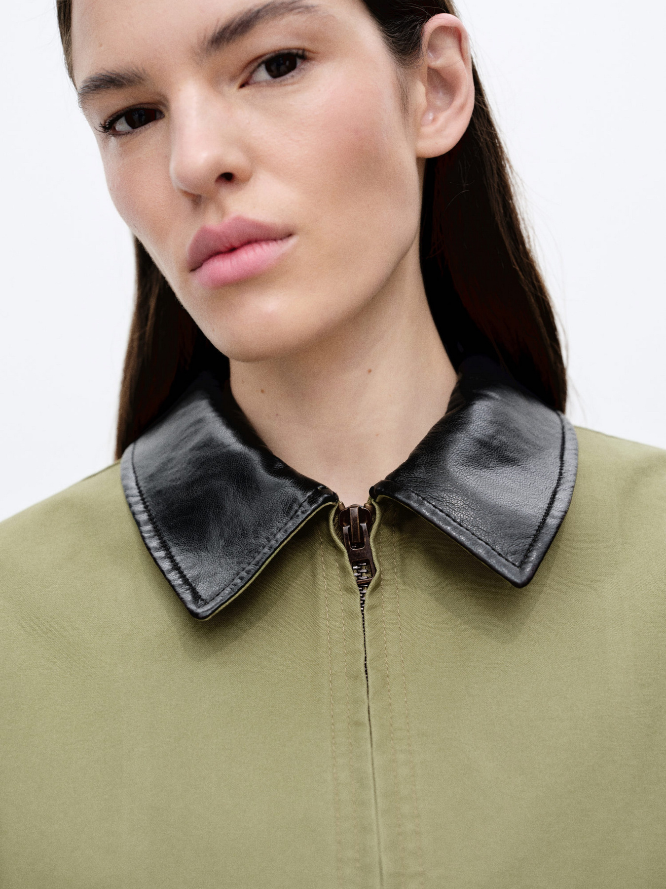 Демісезонна куртка MANGO модель 87075944_37 Фото