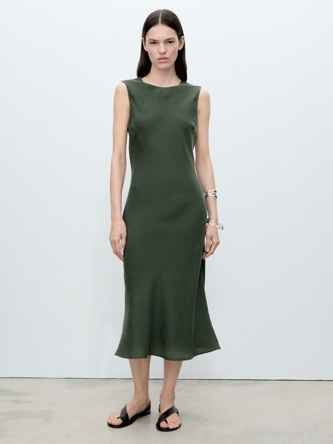 Сукня міді MANGO модель 87015758_43 Сукня міді MANGO модель 87015758_43 Фото