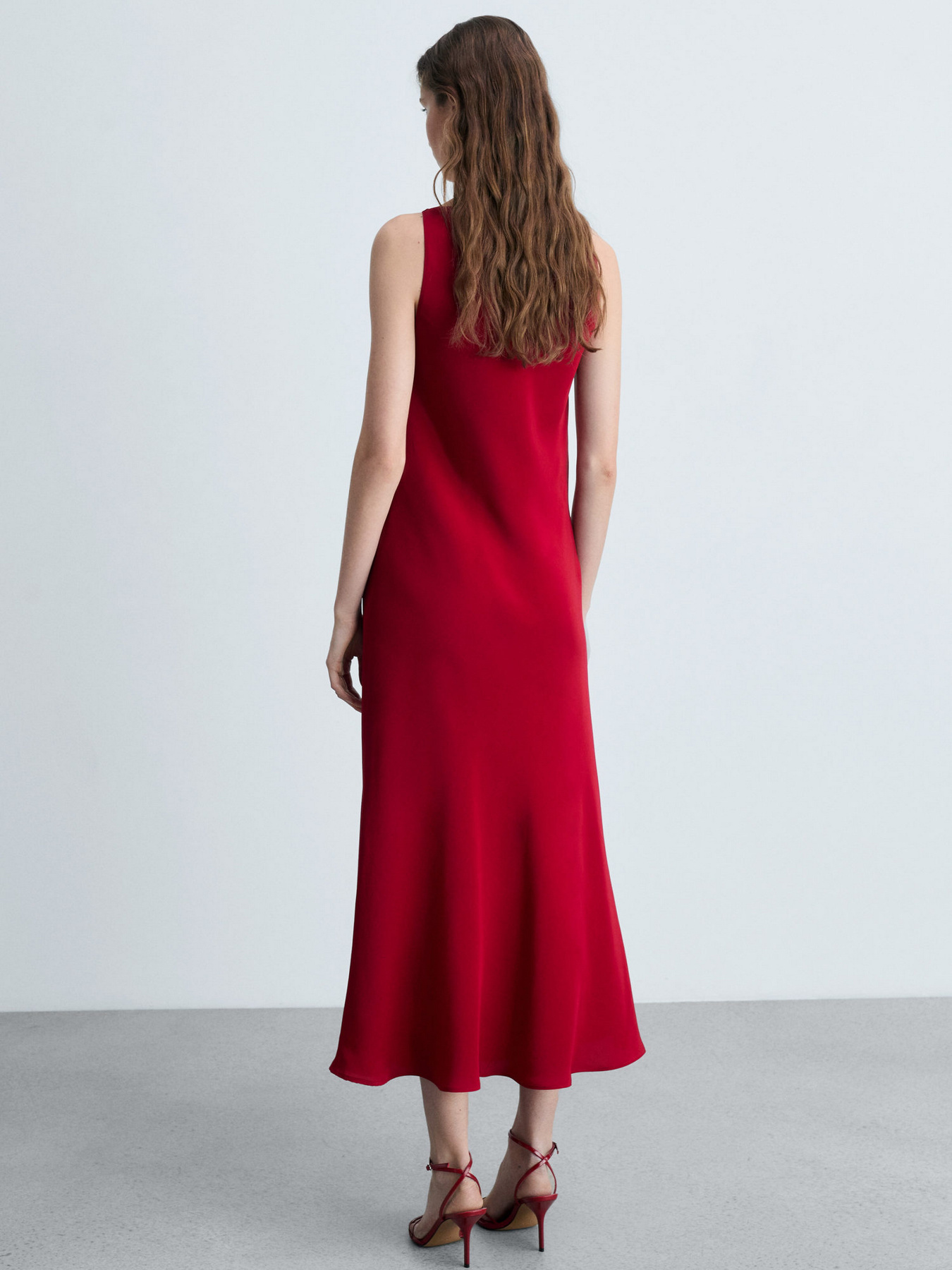 Платье миди MANGO модель 87035759_77 Фото