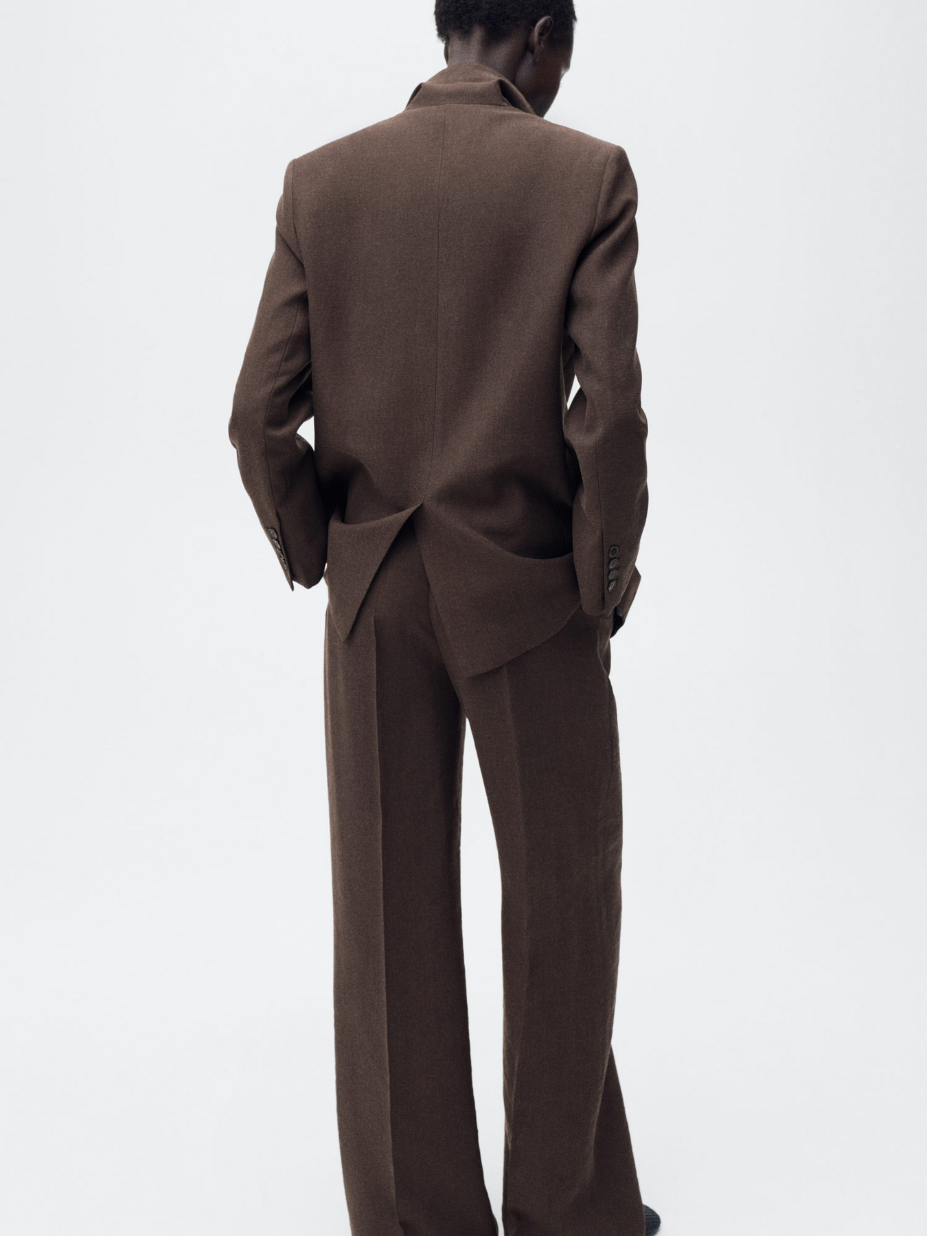 Классические штаны MANGO модель 87015770_30 Фото