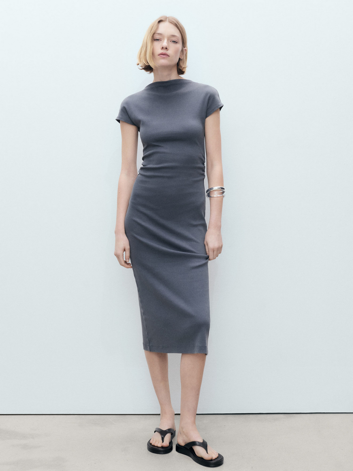 Сукня міді MANGO модель 87995741_92 Фото