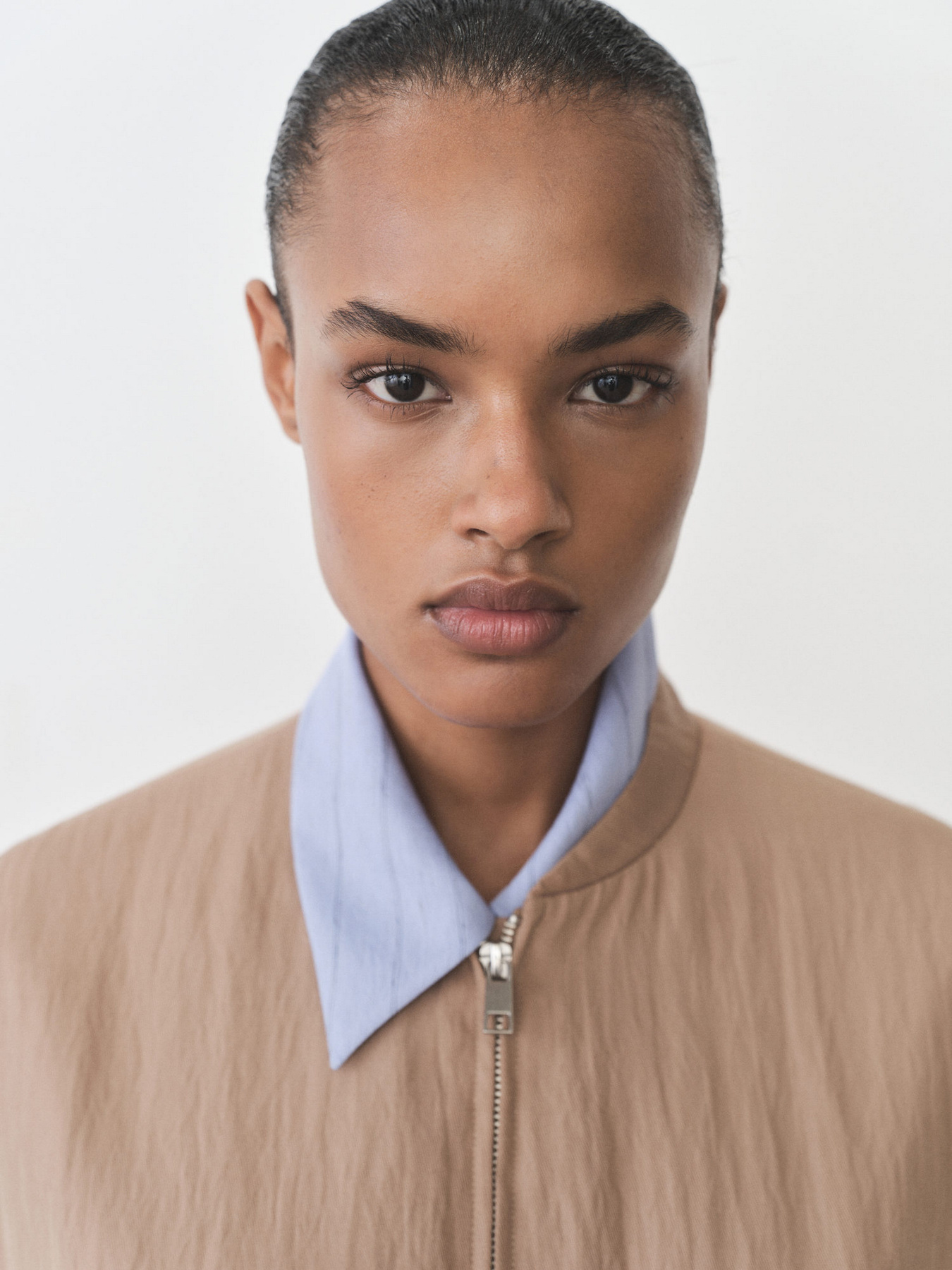 Бомбер MANGO модель 87096358_34 Бомбер MANGO модель 87096358_34 Фото