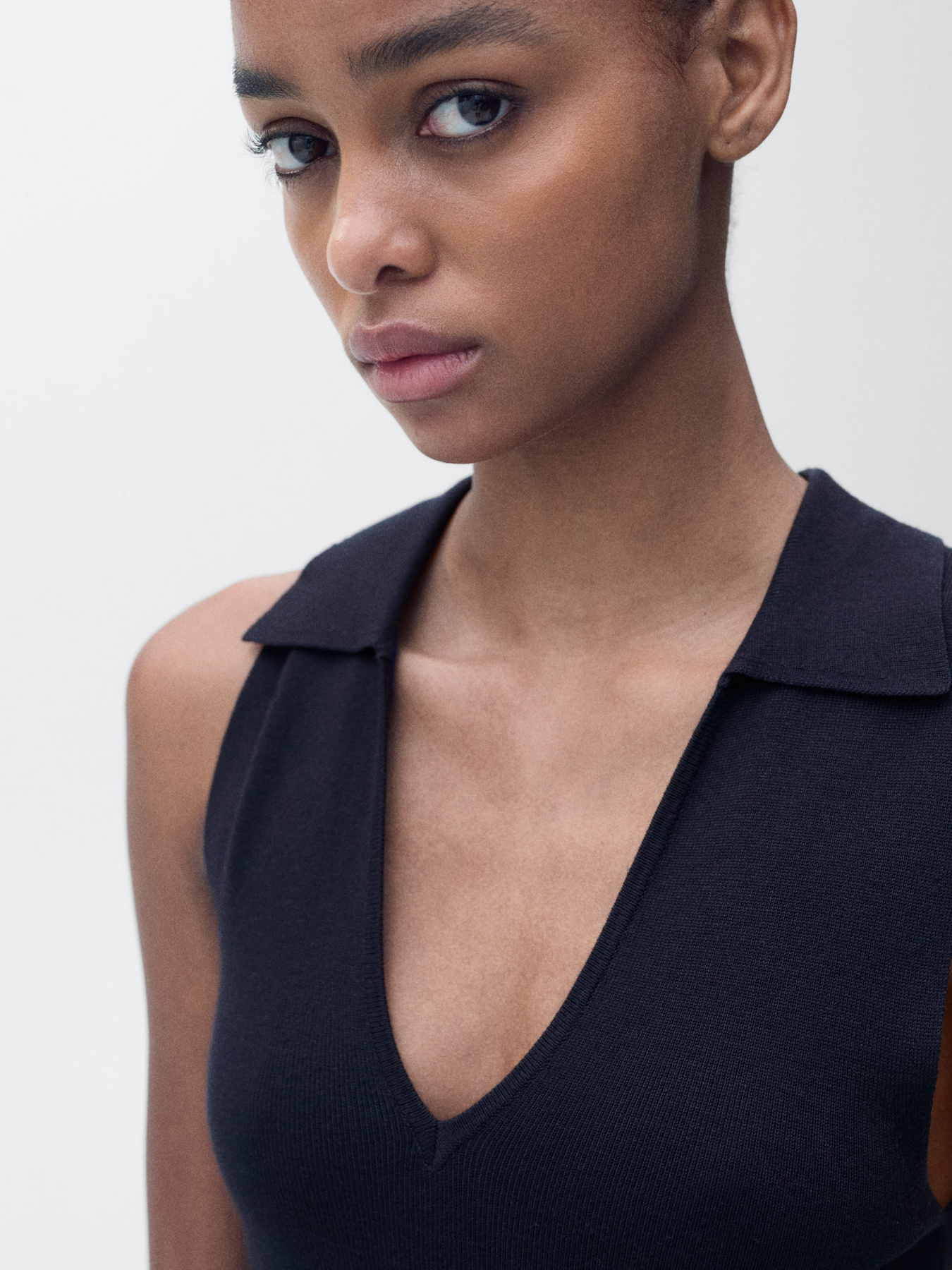 Сукня міді MANGO модель 87097185_56 Фото