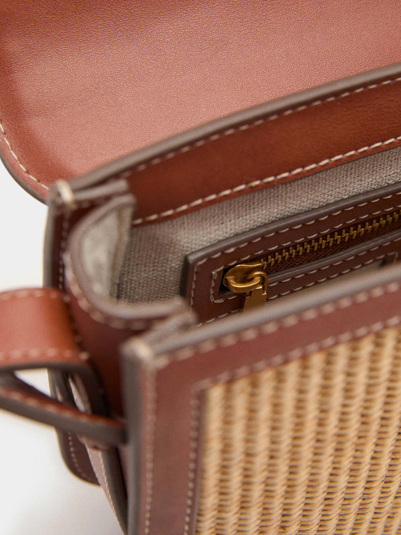 Кросс-боди MANGO модель 87046714_CU Фото