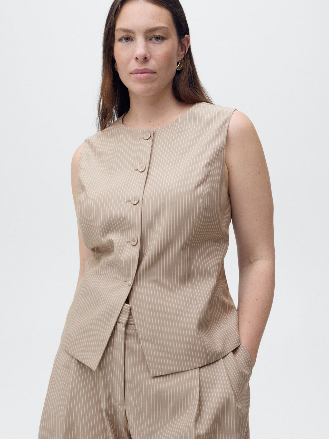 Жилет MANGO модель 87027187_35 Фото