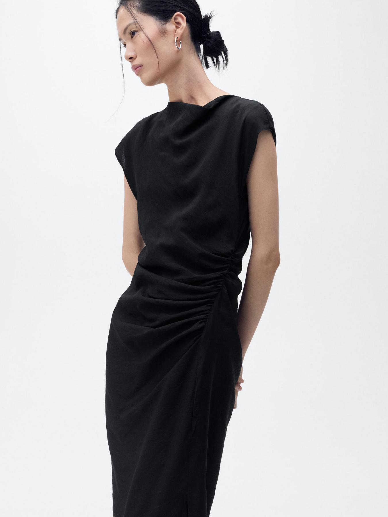 Сукня міді MANGO модель 87007190_99 Фото