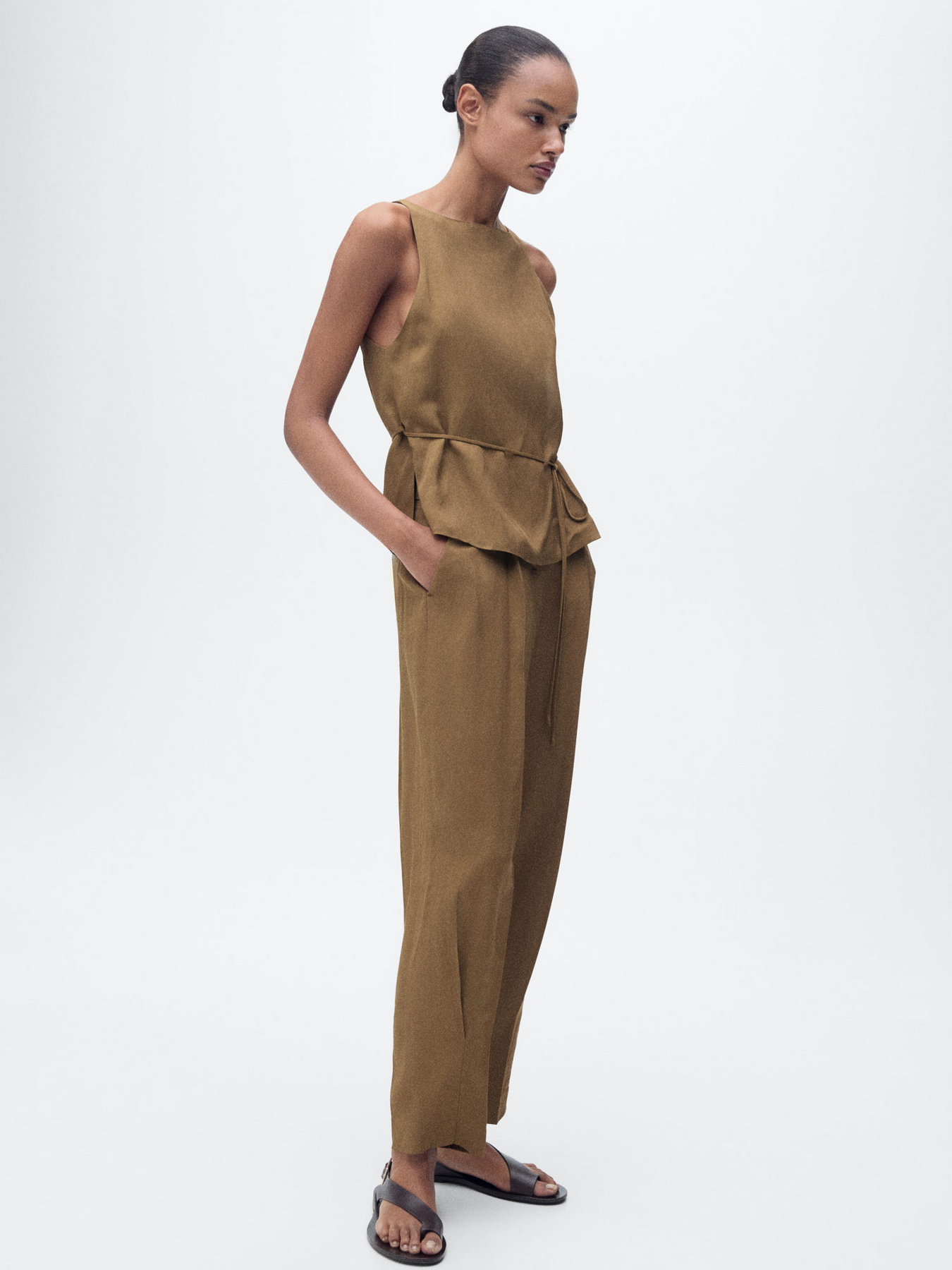 Класичні штани MANGO модель 87047687_43 Фото