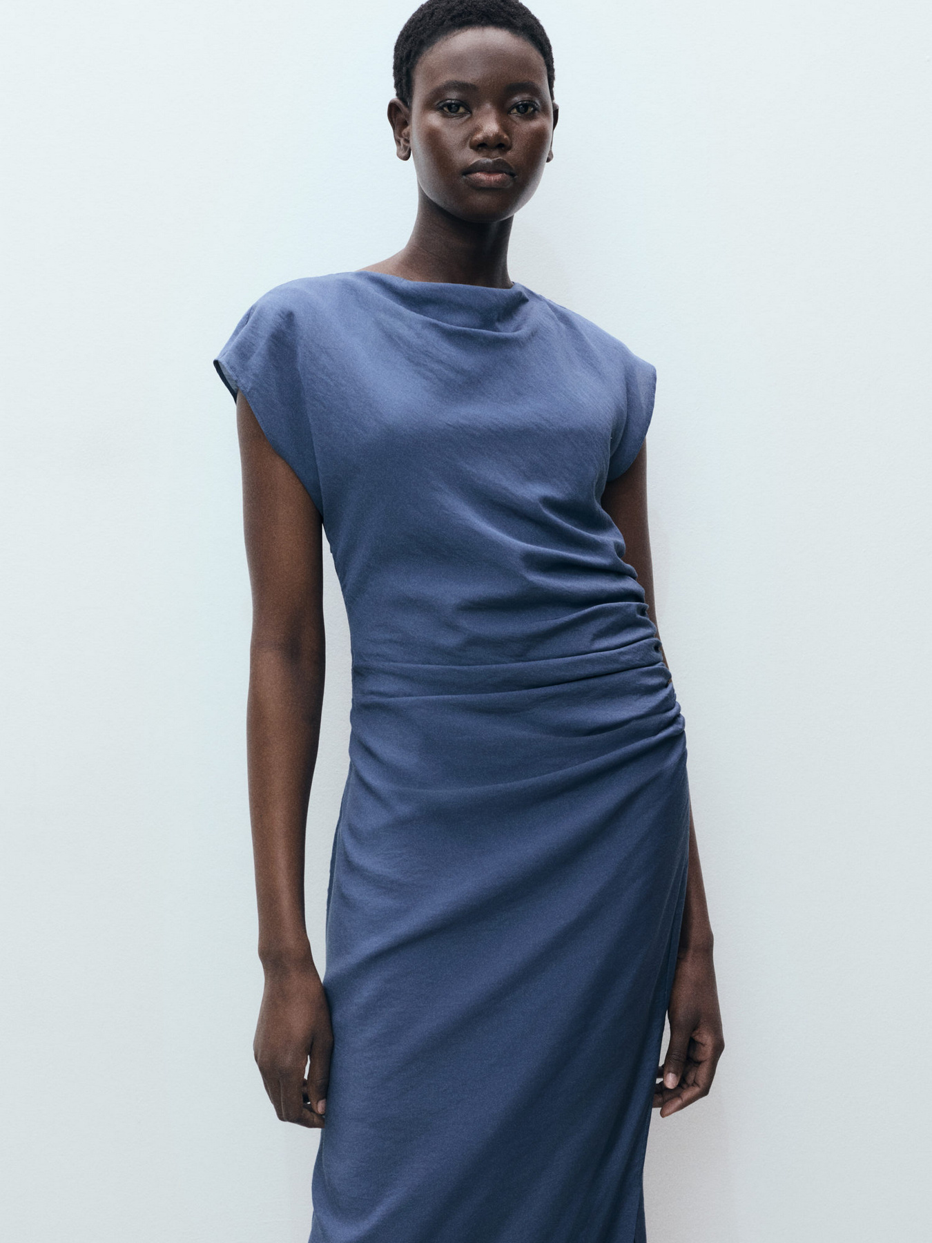 Сукня міді MANGO модель 87007190_54 Фото