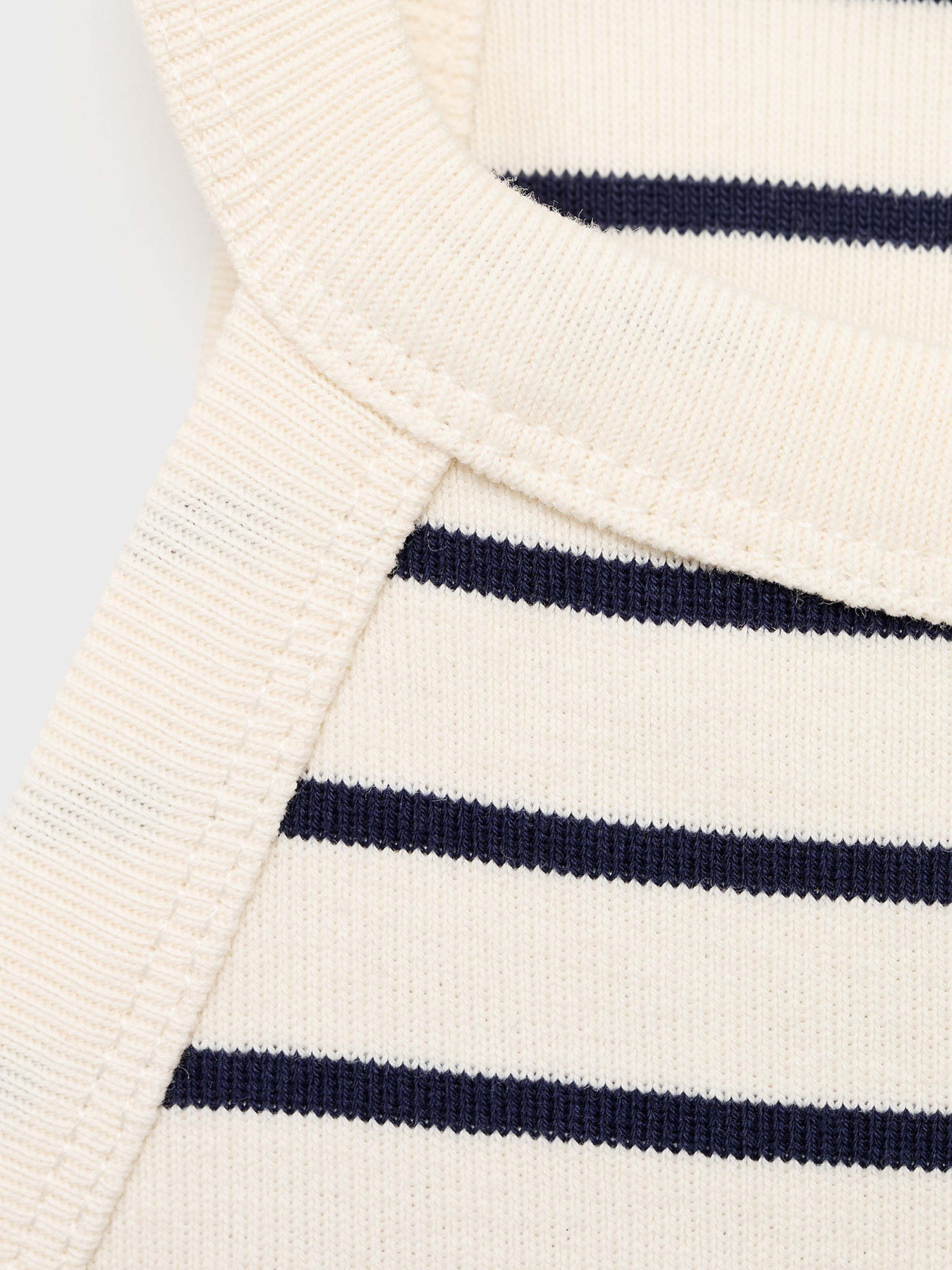 Топ MANGO модель 87047183_69 Фото