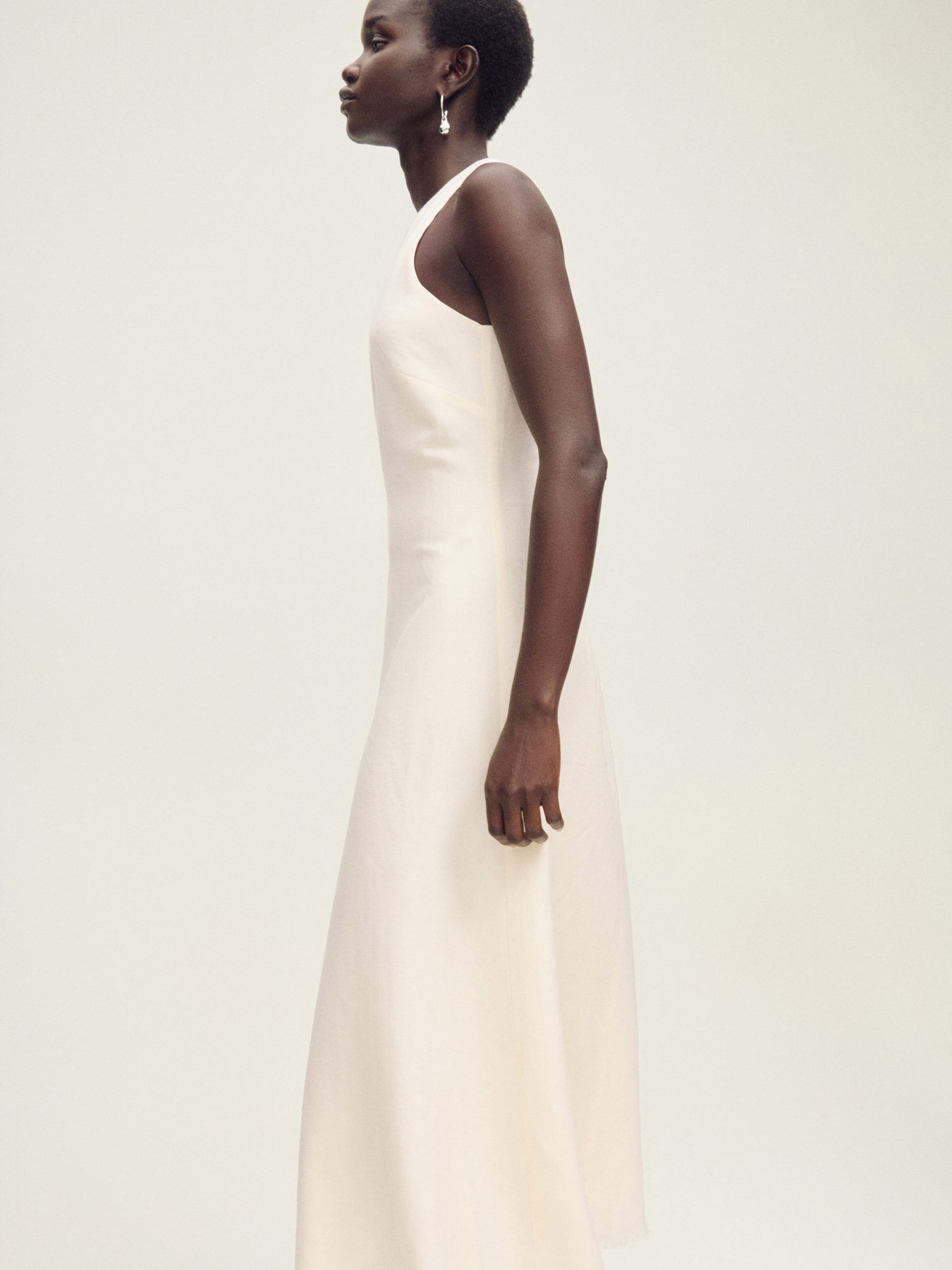 Сукня міді MANGO модель 87067900_2 Фото