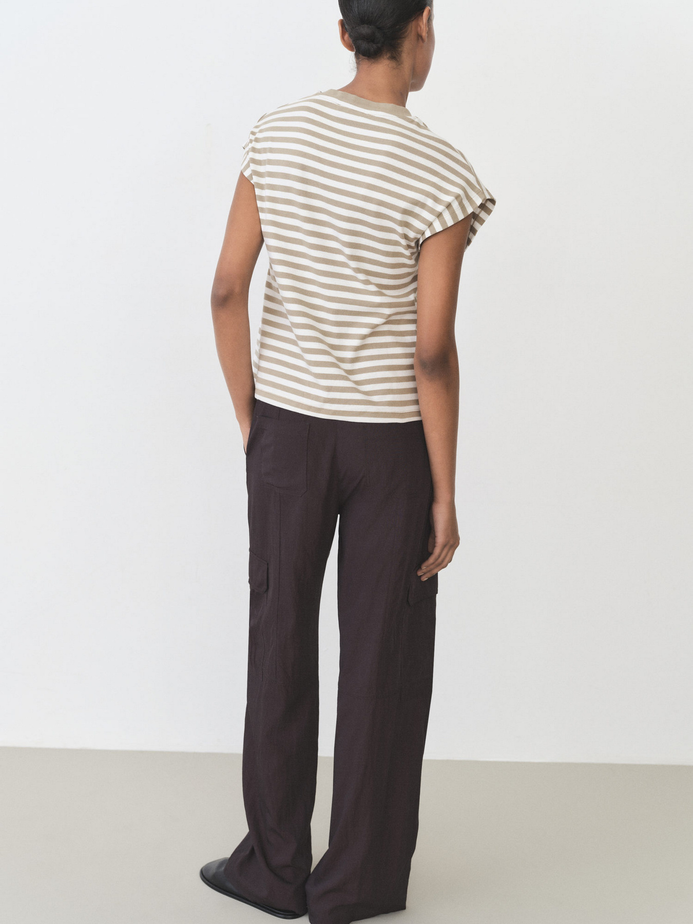 Футболка MANGO модель 87055759_37 Фото