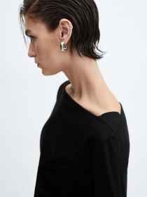 Лонгслив MANGO Saco модель 67010461_99 Фото