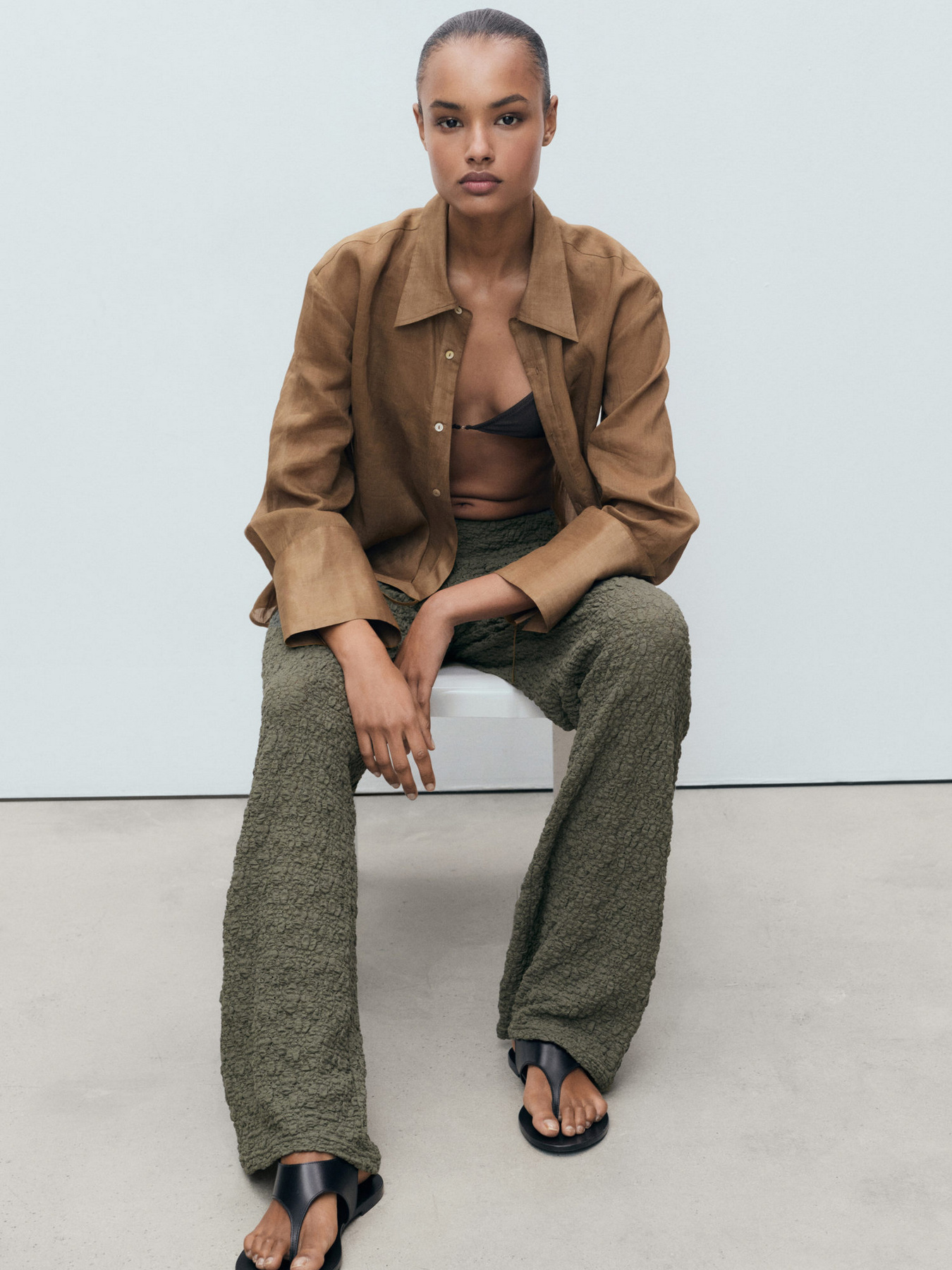 Штани повсякденні MANGO модель 87047187_37 Фото