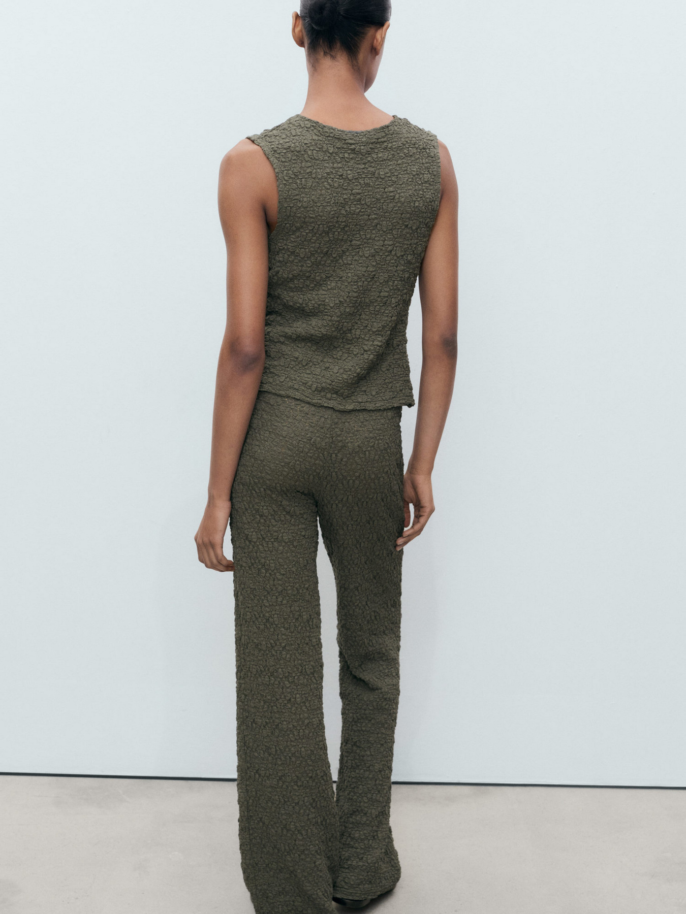 Штани повсякденні MANGO модель 87047187_37 Фото