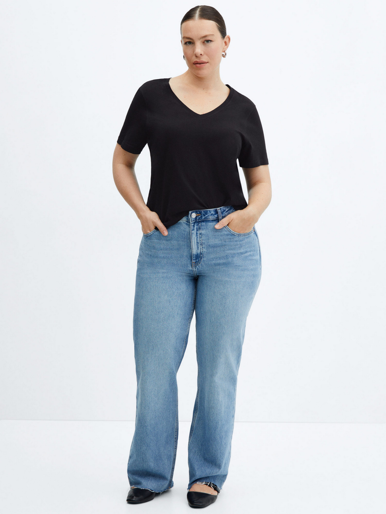 Футболка MANGO Chalapi модель 67010466_99 Футболка MANGO Chalapi модель 67010466_99 Фото