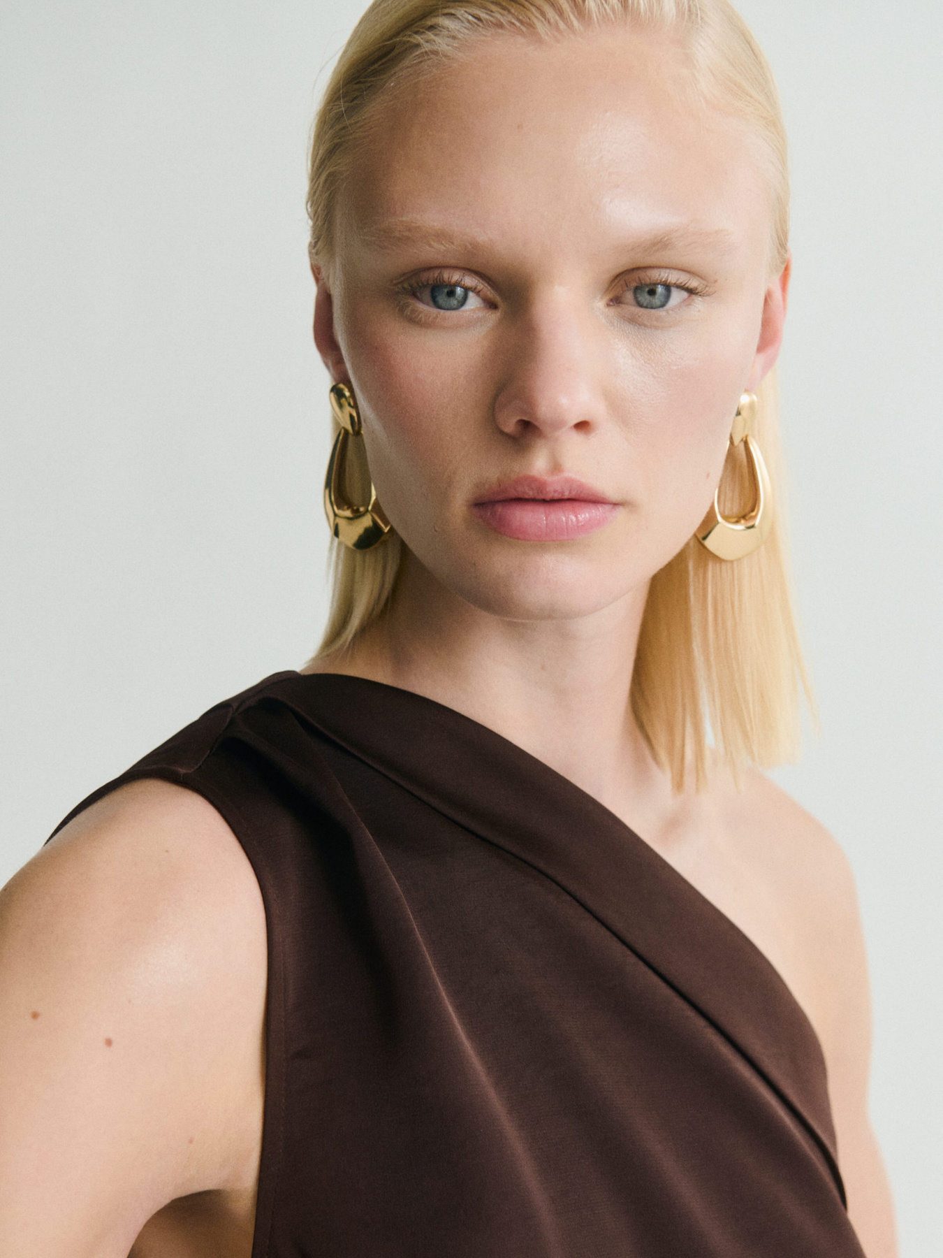 Сукня міді MANGO модель 87018647_30 Фото