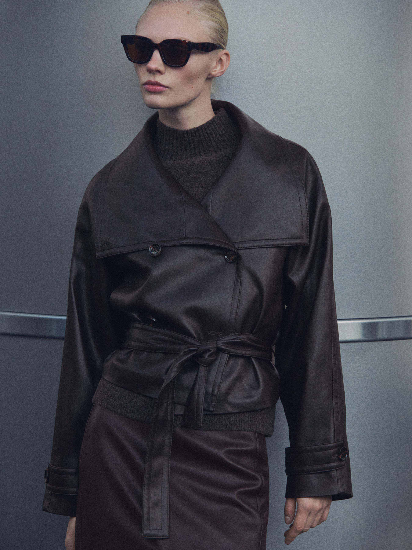 Шкіряна куртка MANGO модель 87070651_30 Фото