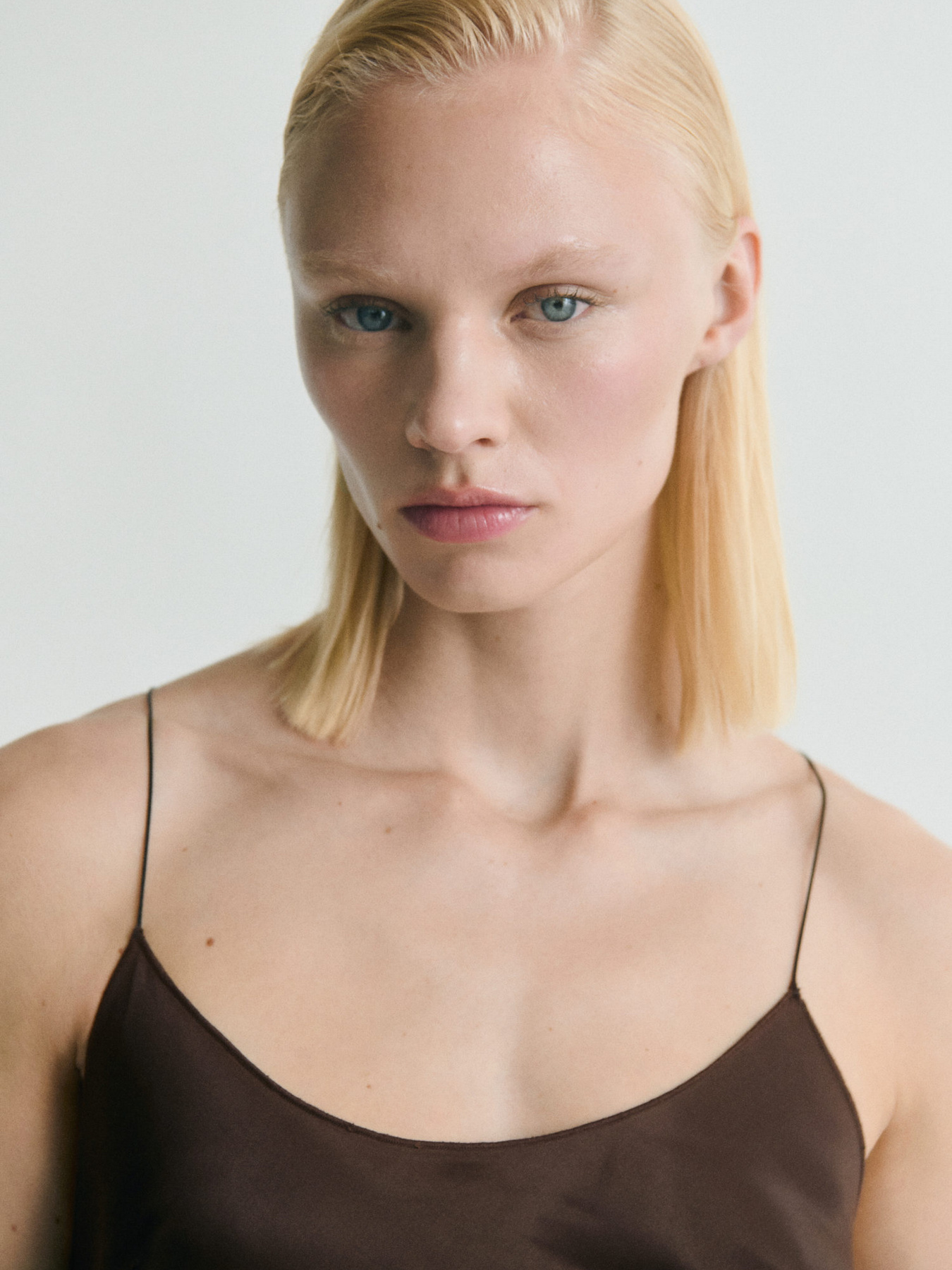 Сукня міді MANGO модель 87009089_30 Фото