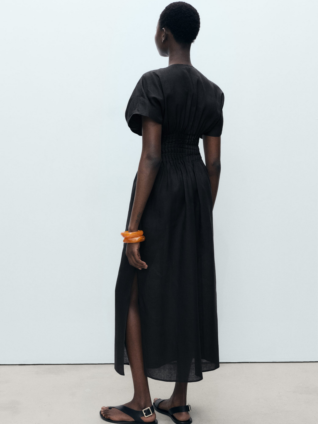 Платье миди MANGO модель 87018645_99 Фото