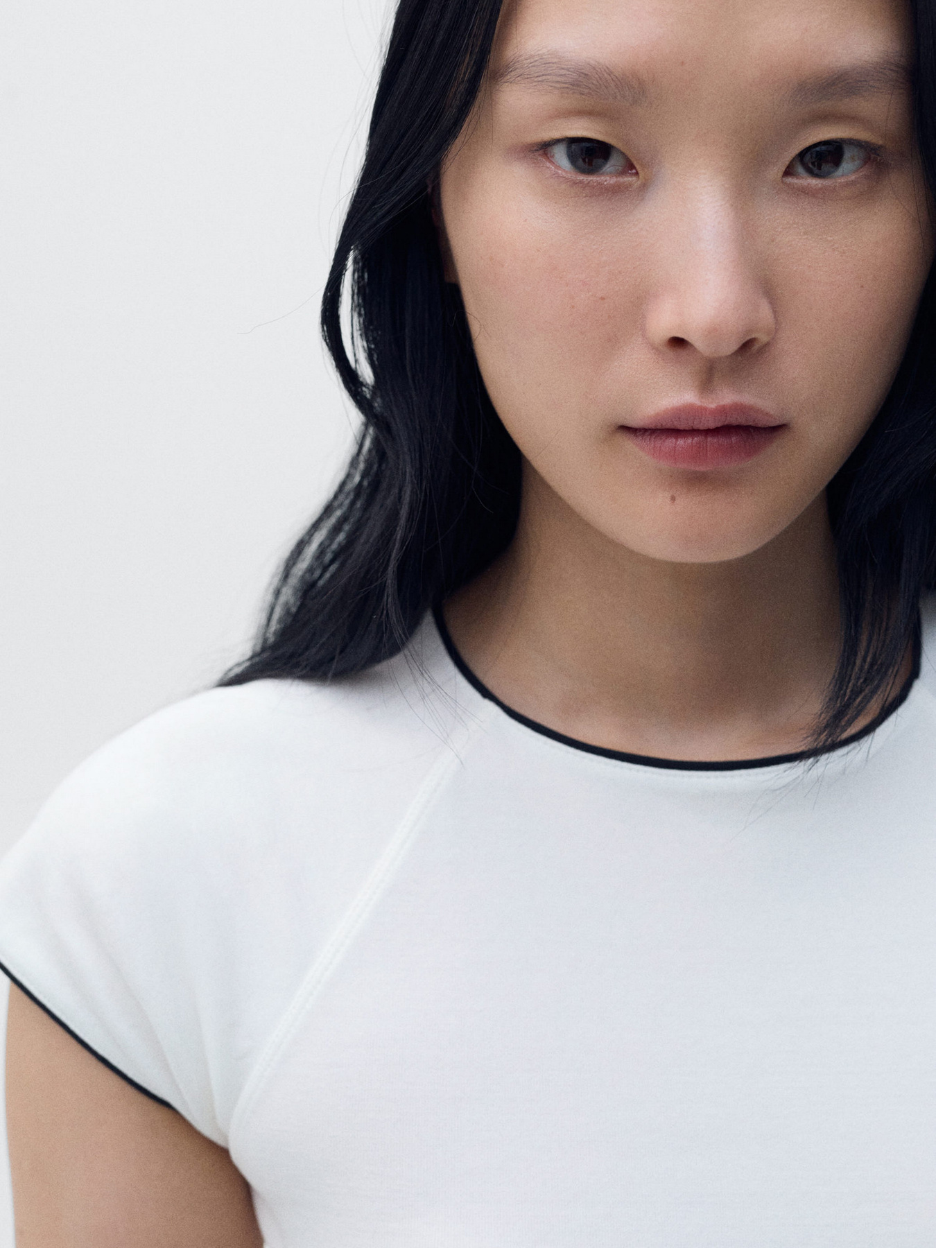 Футболка MANGO модель 87099211_1 Фото