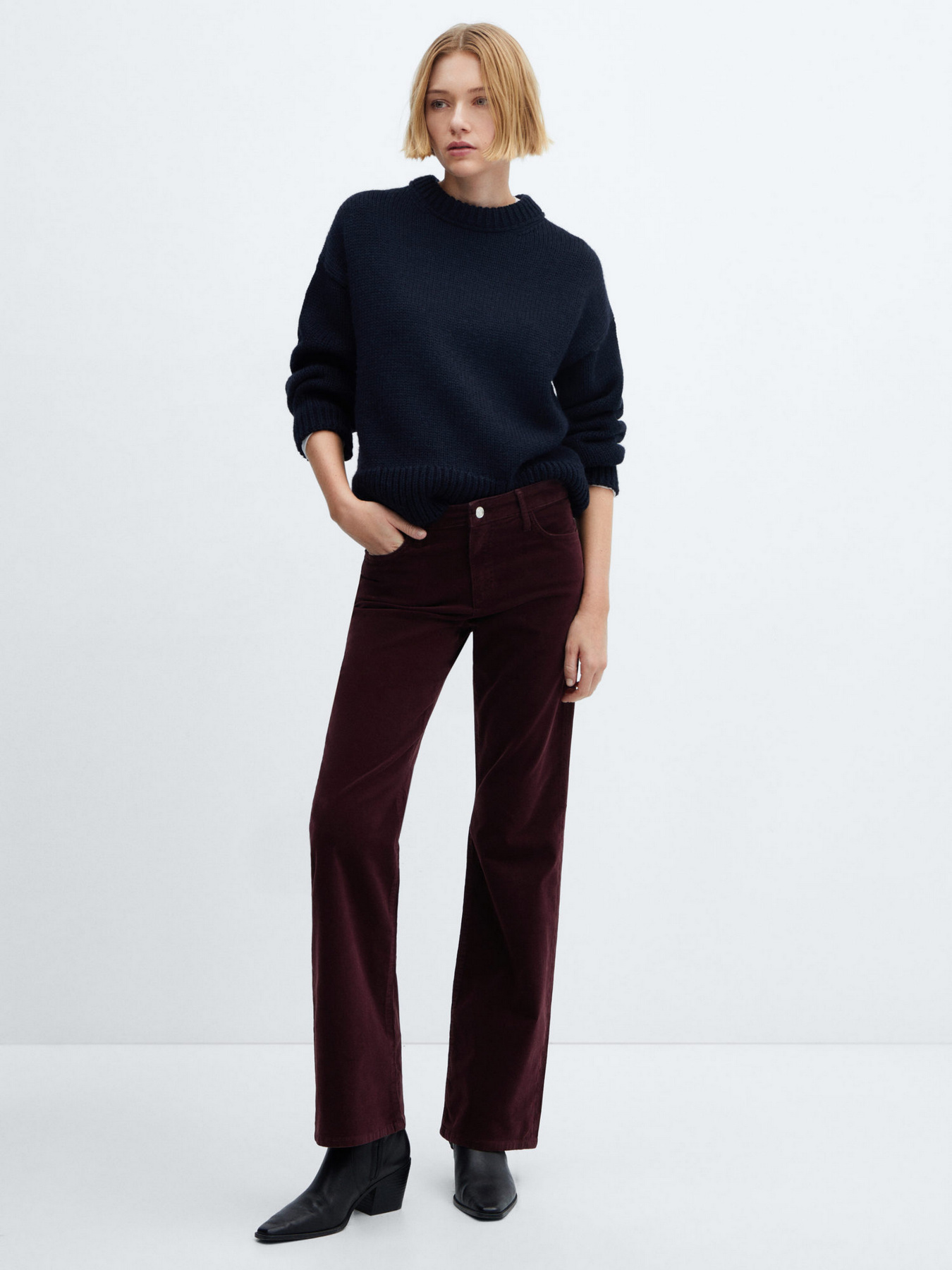 Джинси кльош MANGO Fionap модель 67020262_77 Фото