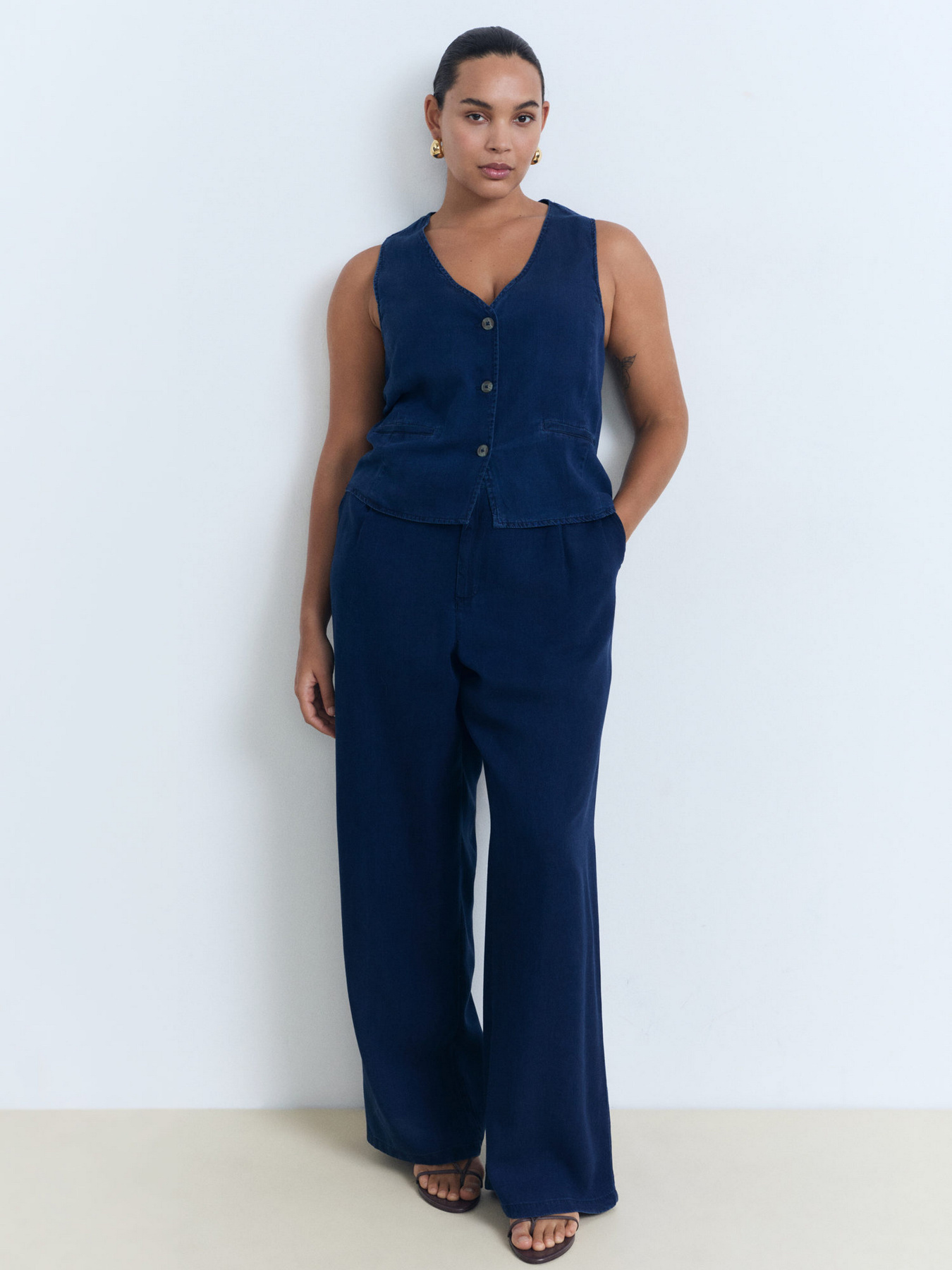 Жилет MANGO модель 87098641_TO Фото