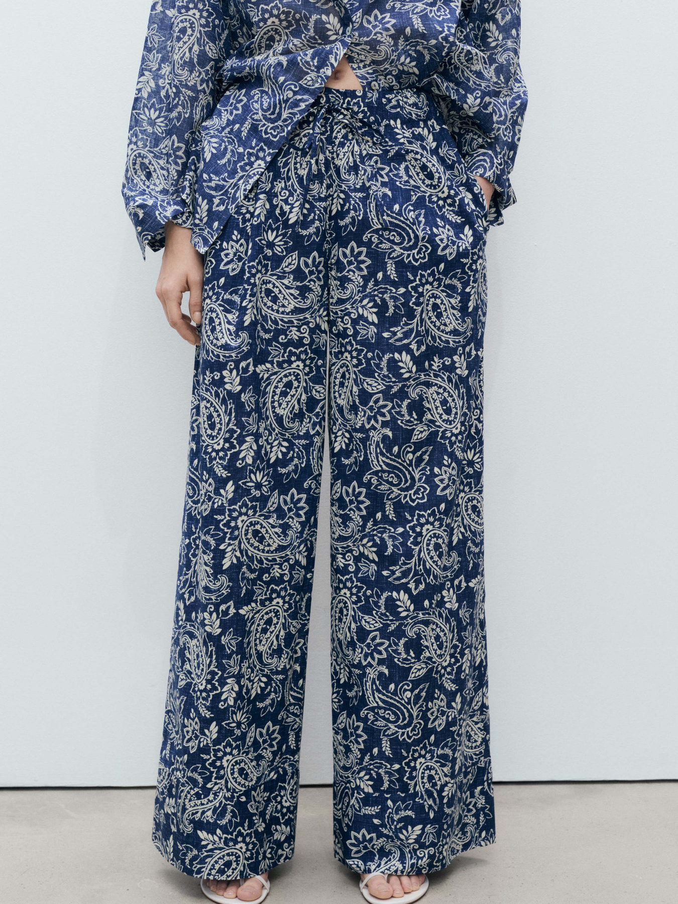 Повседневные штаны MANGO модель 87028645_52 Фото