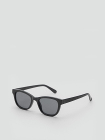 Солнцезащитные очки MANGO модель 17011134_99 Солнцезащитные очки MANGO модель 17011134_99 Фото