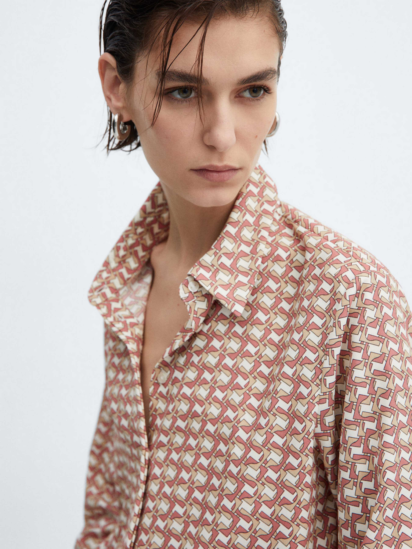 Сорочка MANGO Basic модель 67020435_79 Фото