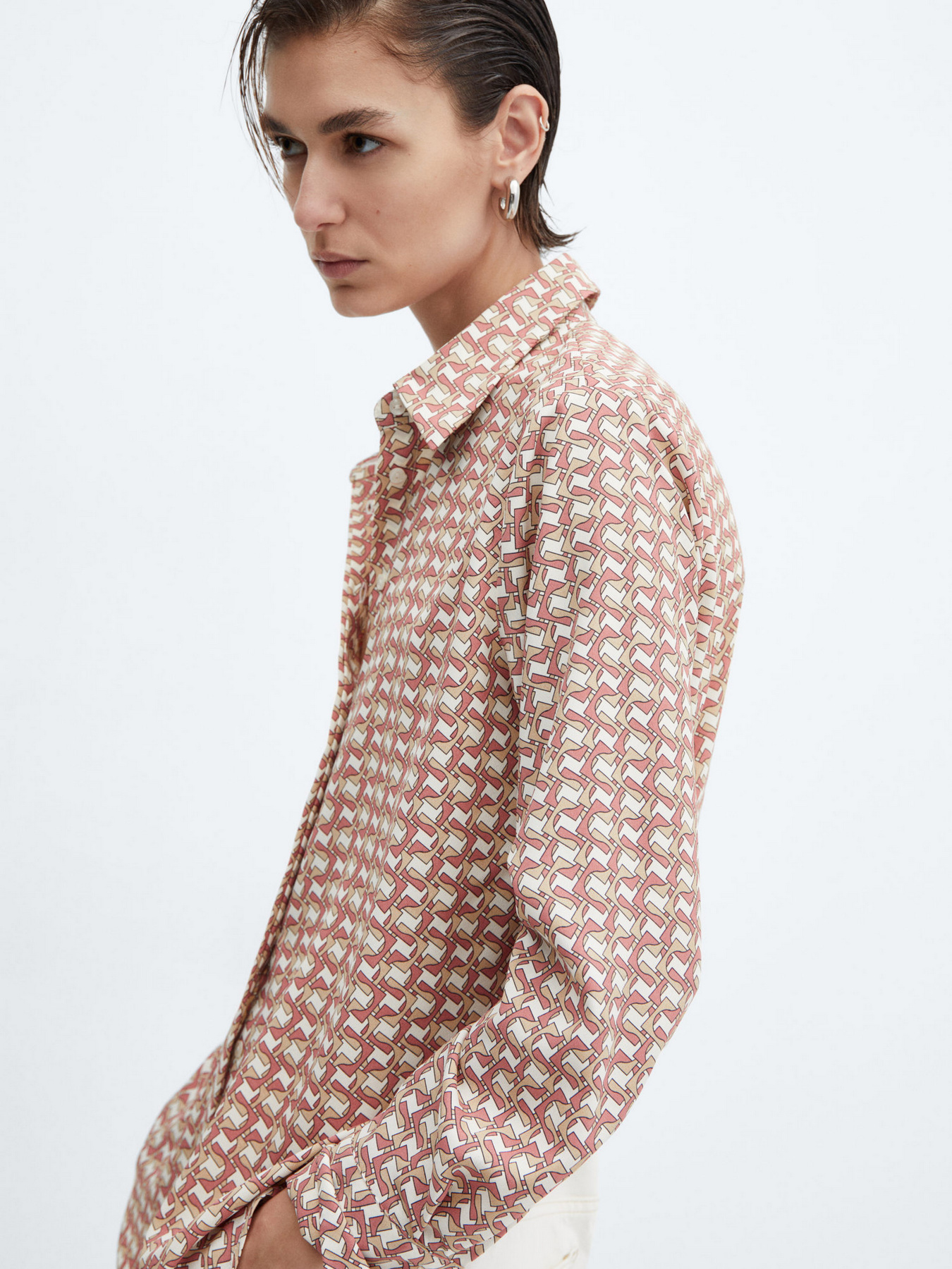 Рубашка повседневная MANGO Basic модель 67020435_79 Фото