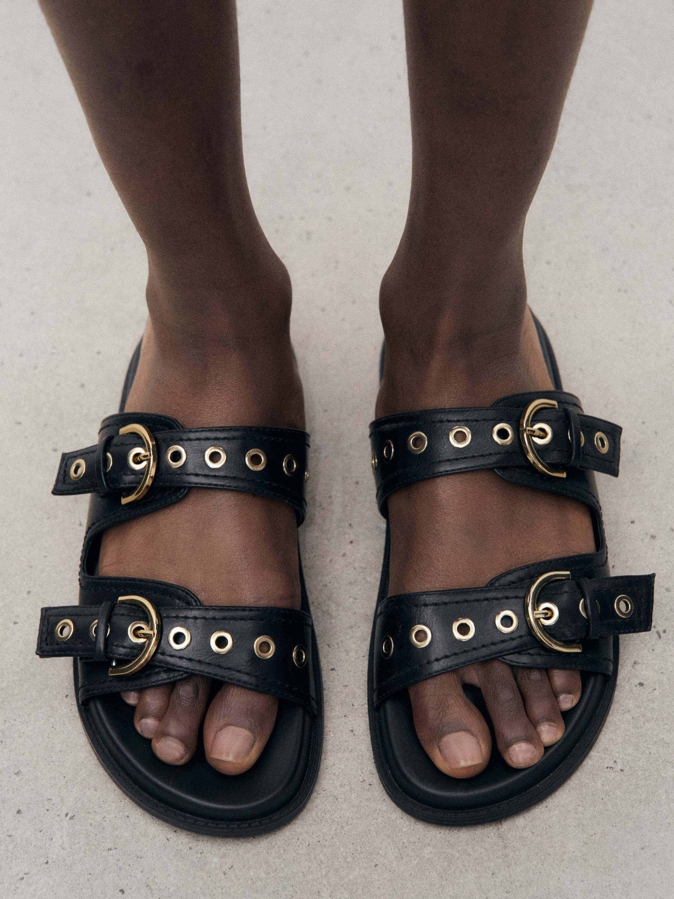 Шлепанцы MANGO модель 17061120_99 Шлепанцы MANGO модель 17061120_99 Фото