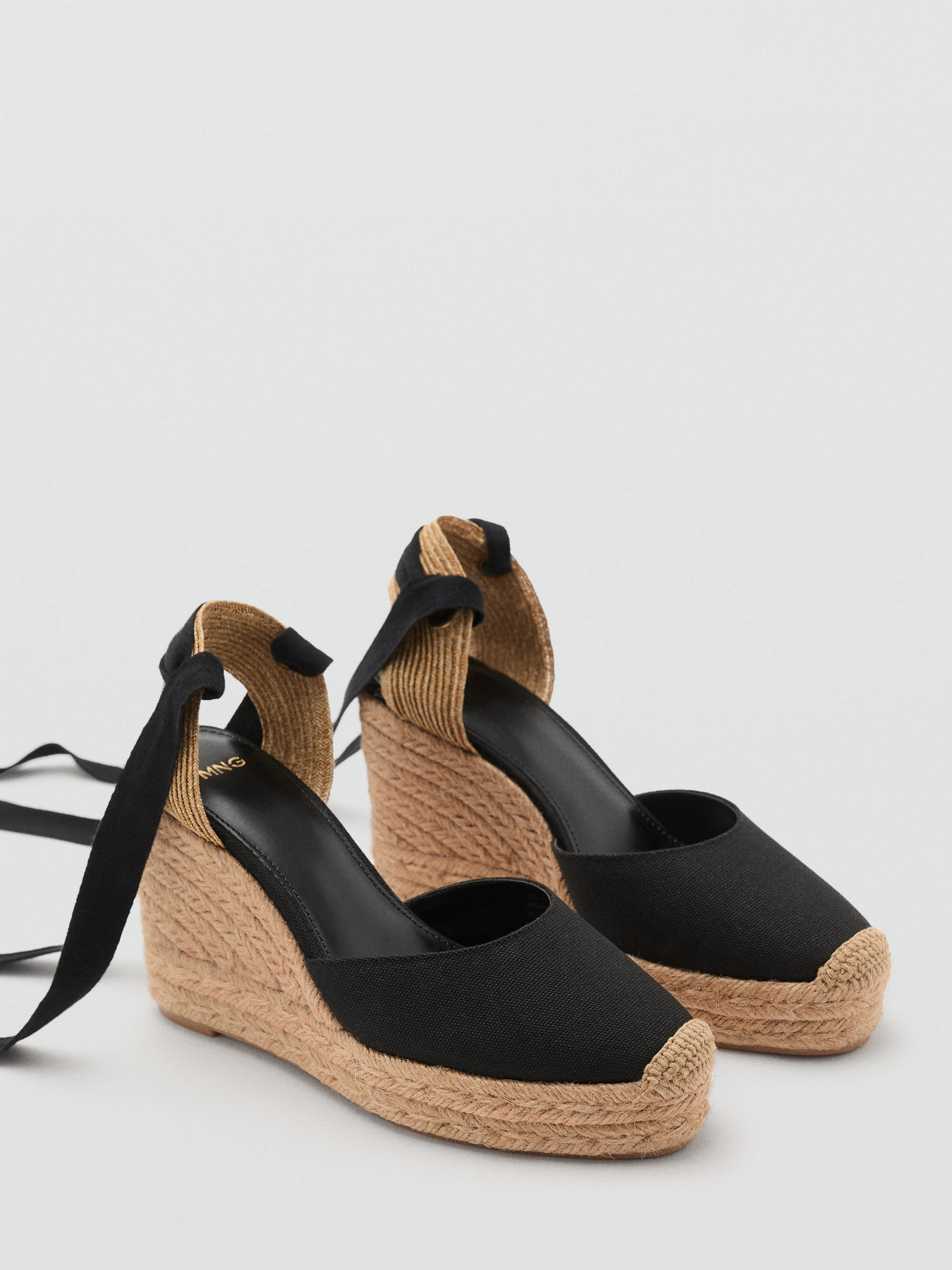 Босоножки MANGO модель 17081127_99 Фото