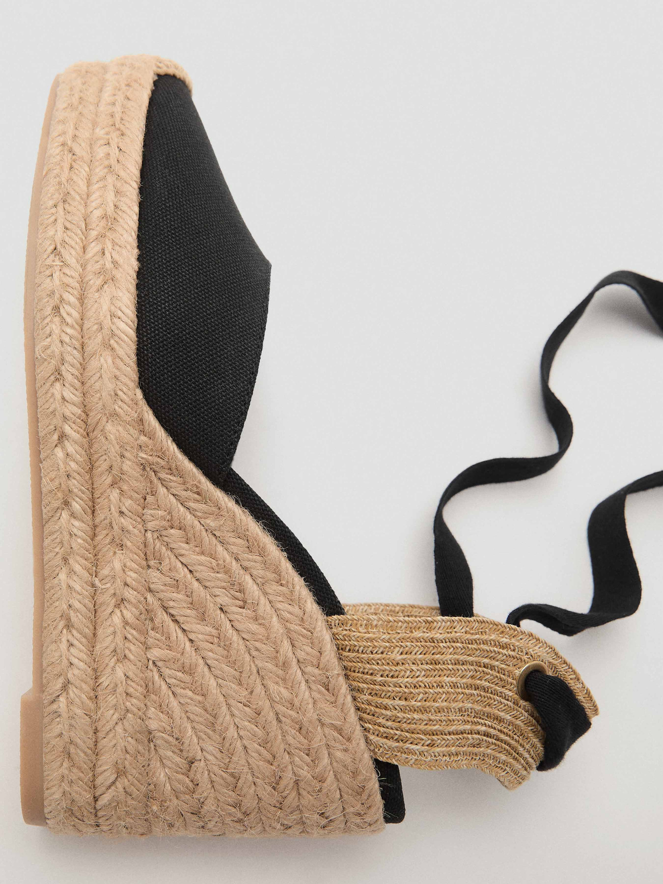 Босоножки MANGO модель 17081127_99 Фото