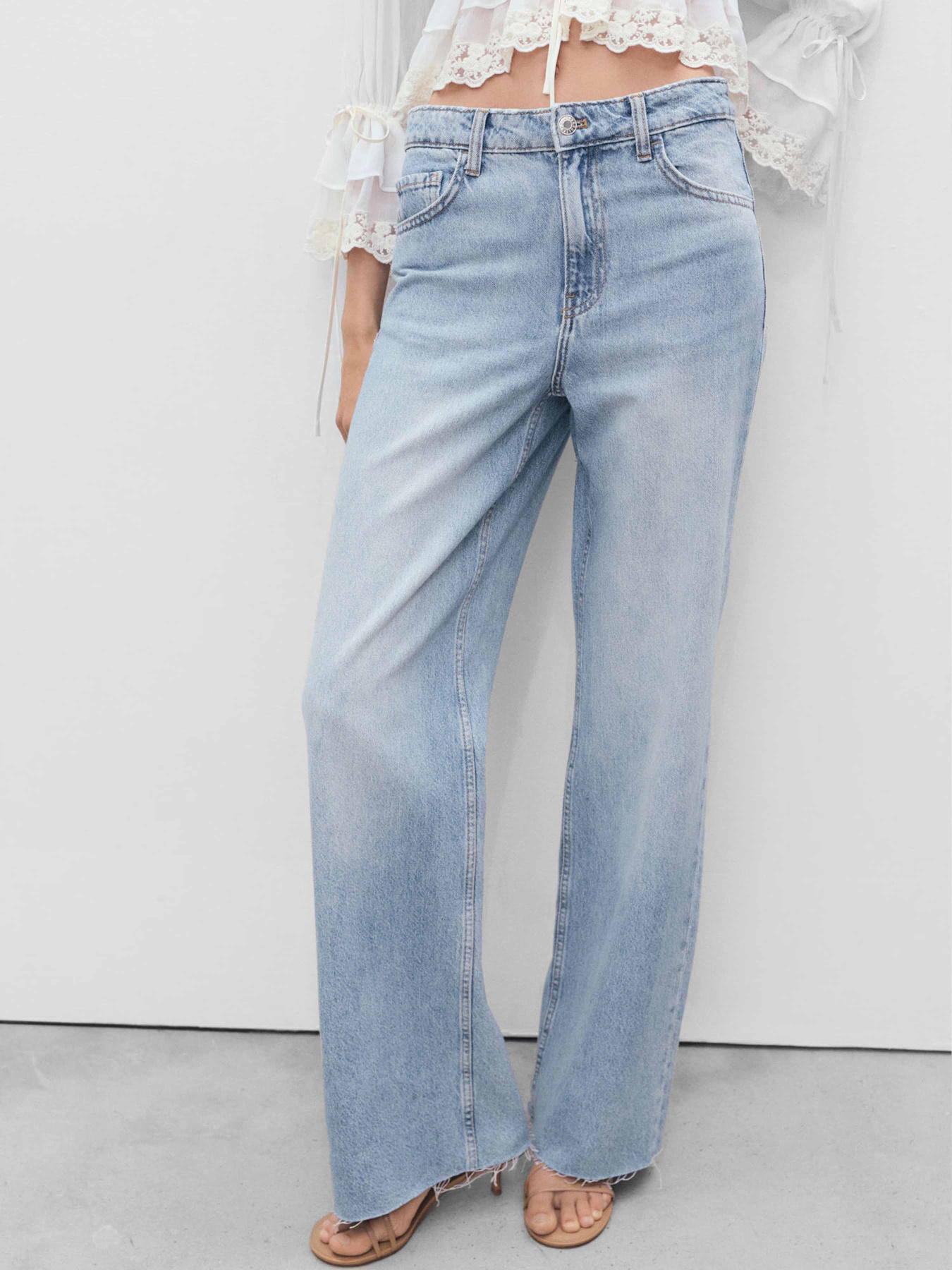 Прямі джинси MANGO модель 17001207_TM Прямі джинси MANGO модель 17001207_TM Фото