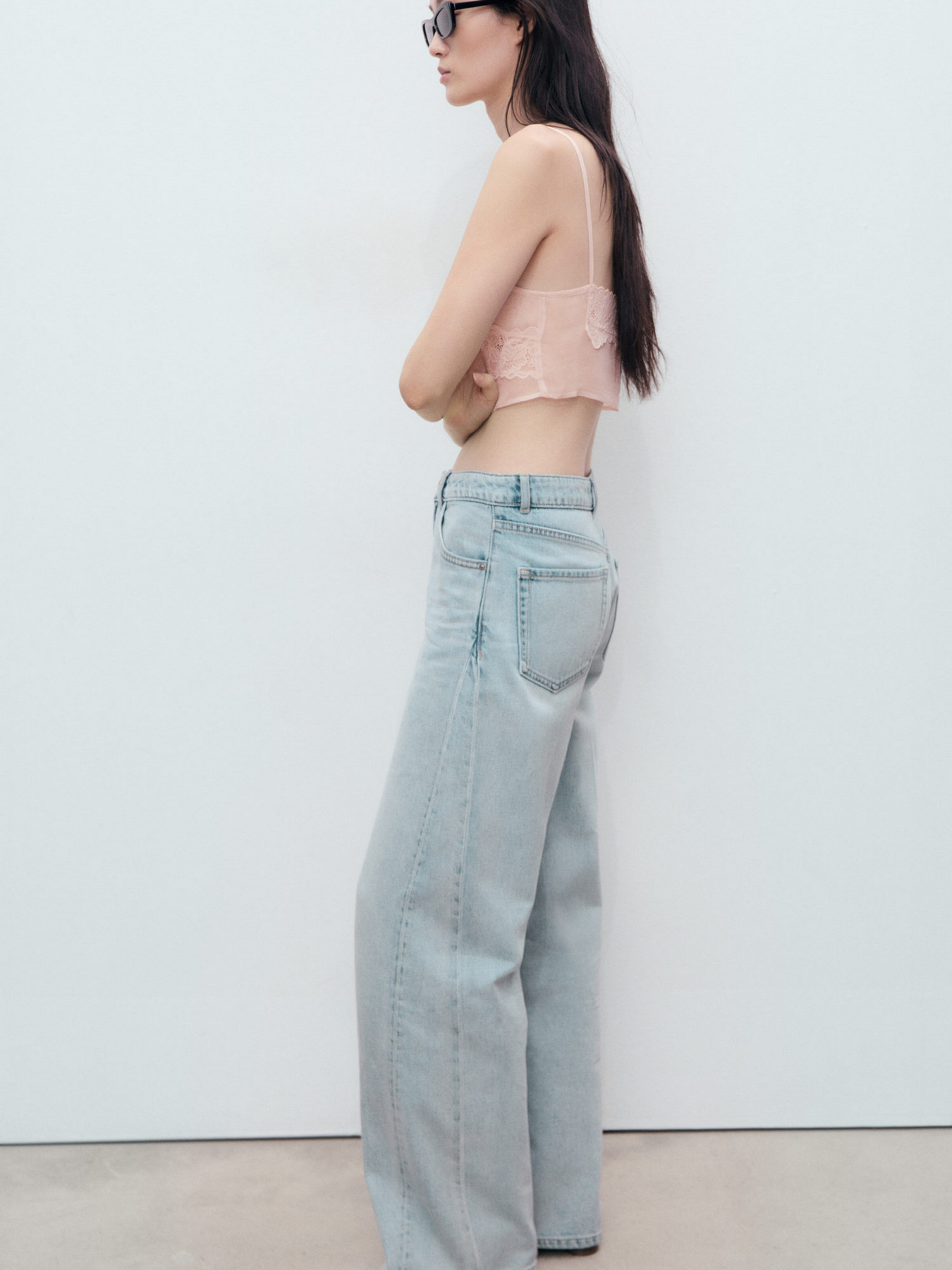 Широкие джинсы MANGO модель 17001232_TC Широкие джинсы MANGO модель 17001232_TC Фото