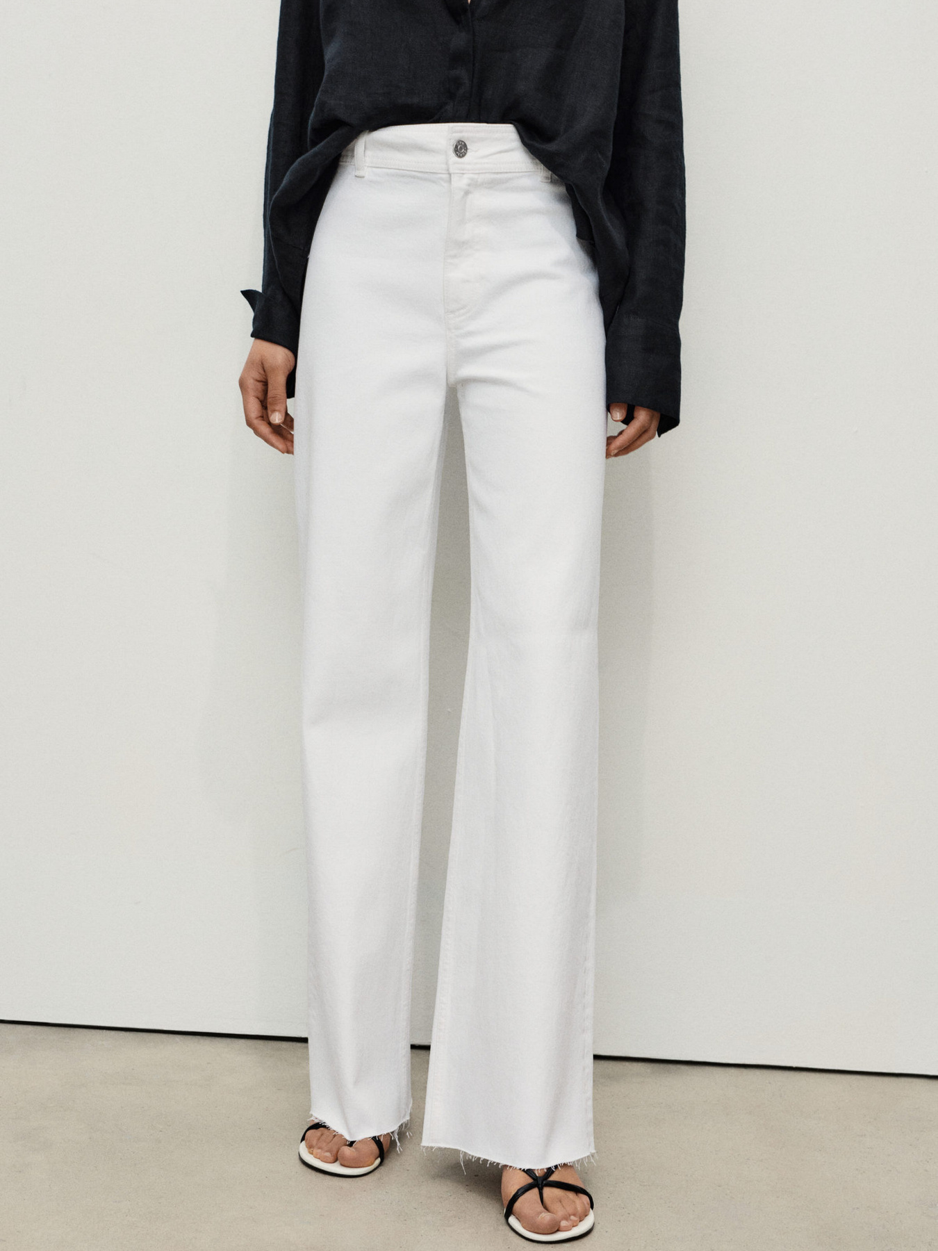 Прямі джинси MANGO модель 17021186_1 Фото