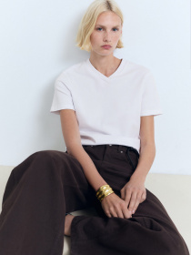 Футболка MANGO модель 17021198_1 Футболка MANGO модель 17021198_1 Фото