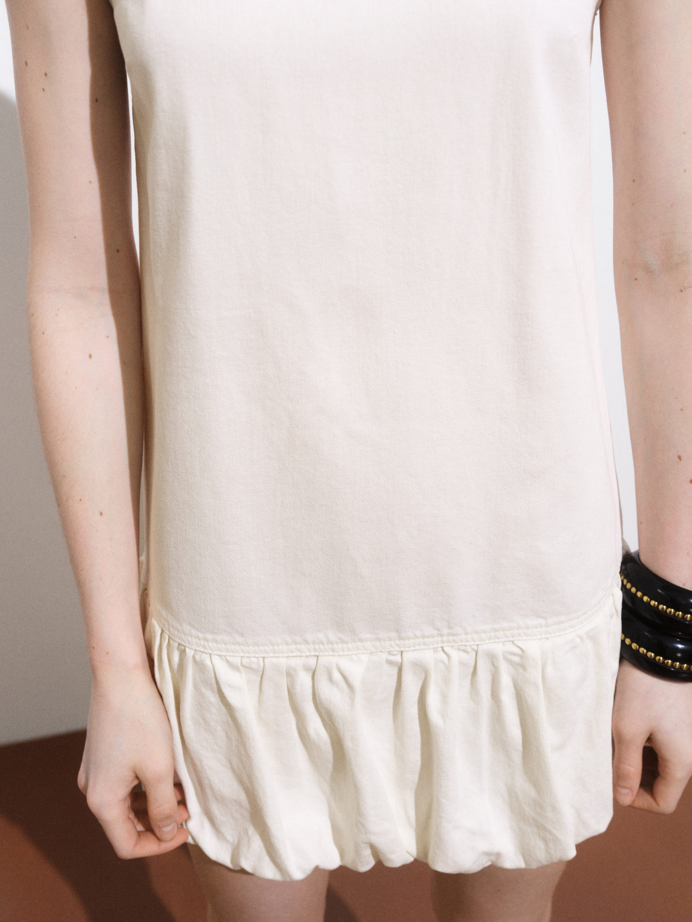 Платье мини MANGO модель 17031268_1 Платье мини MANGO модель 17031268_1 Фото