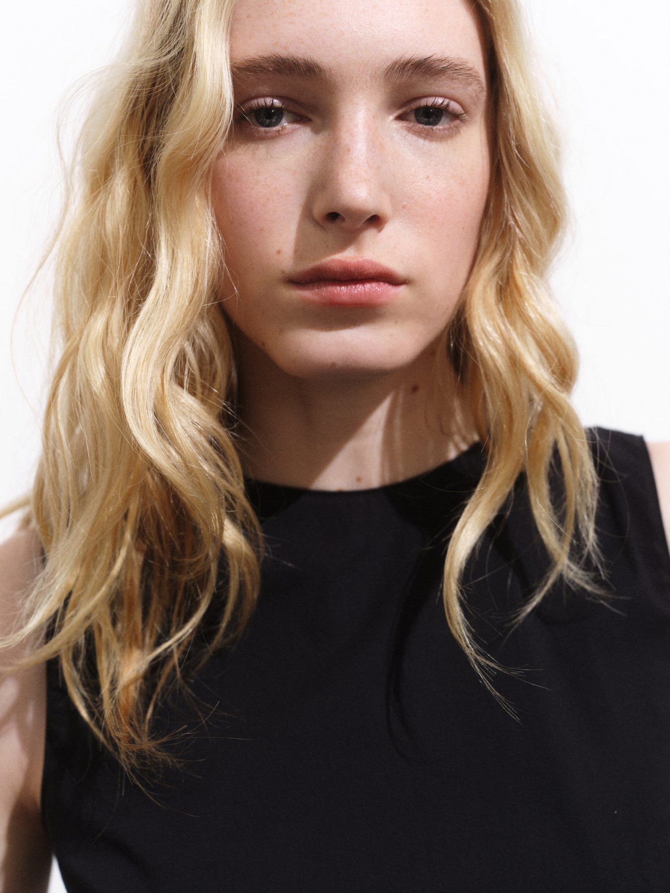 Топ MANGO модель 17031276_99 Топ MANGO модель 17031276_99 Фото